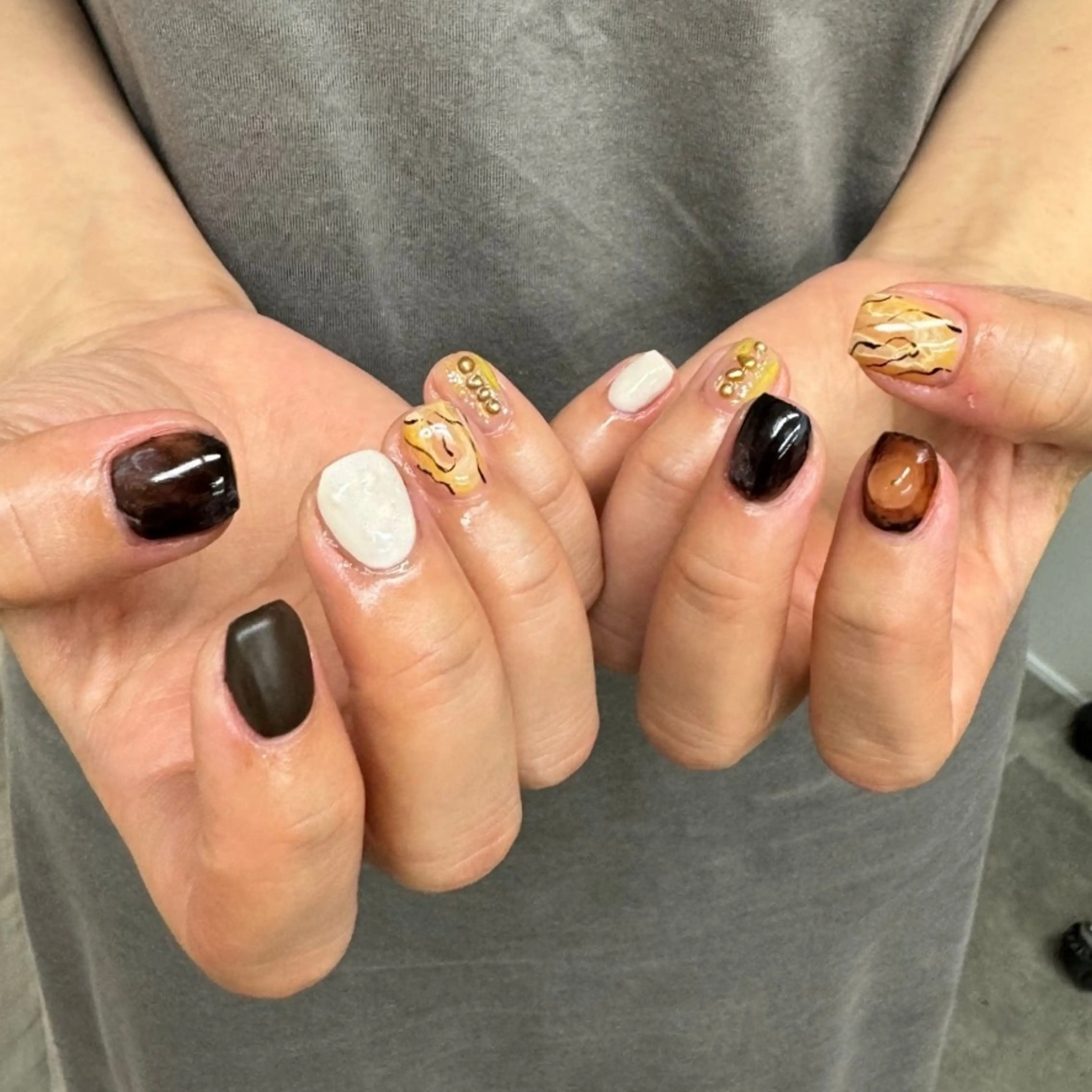 ネイル ハンドネイル nailstudio eviz仙台店のネイルデザイン