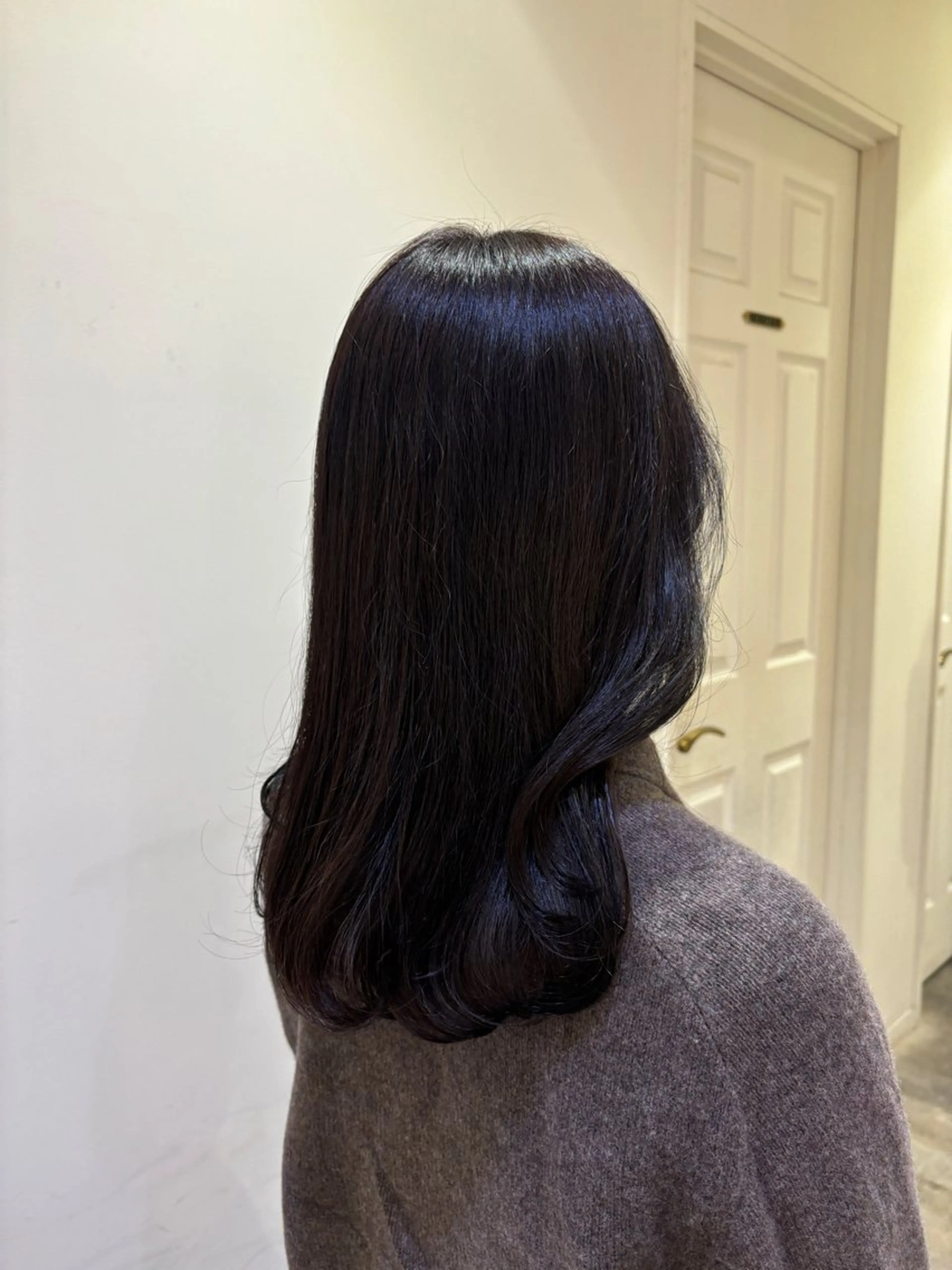 カラー 🍒垢抜けカラー 耳つぼ ヘアメあずみのヘアスタイル