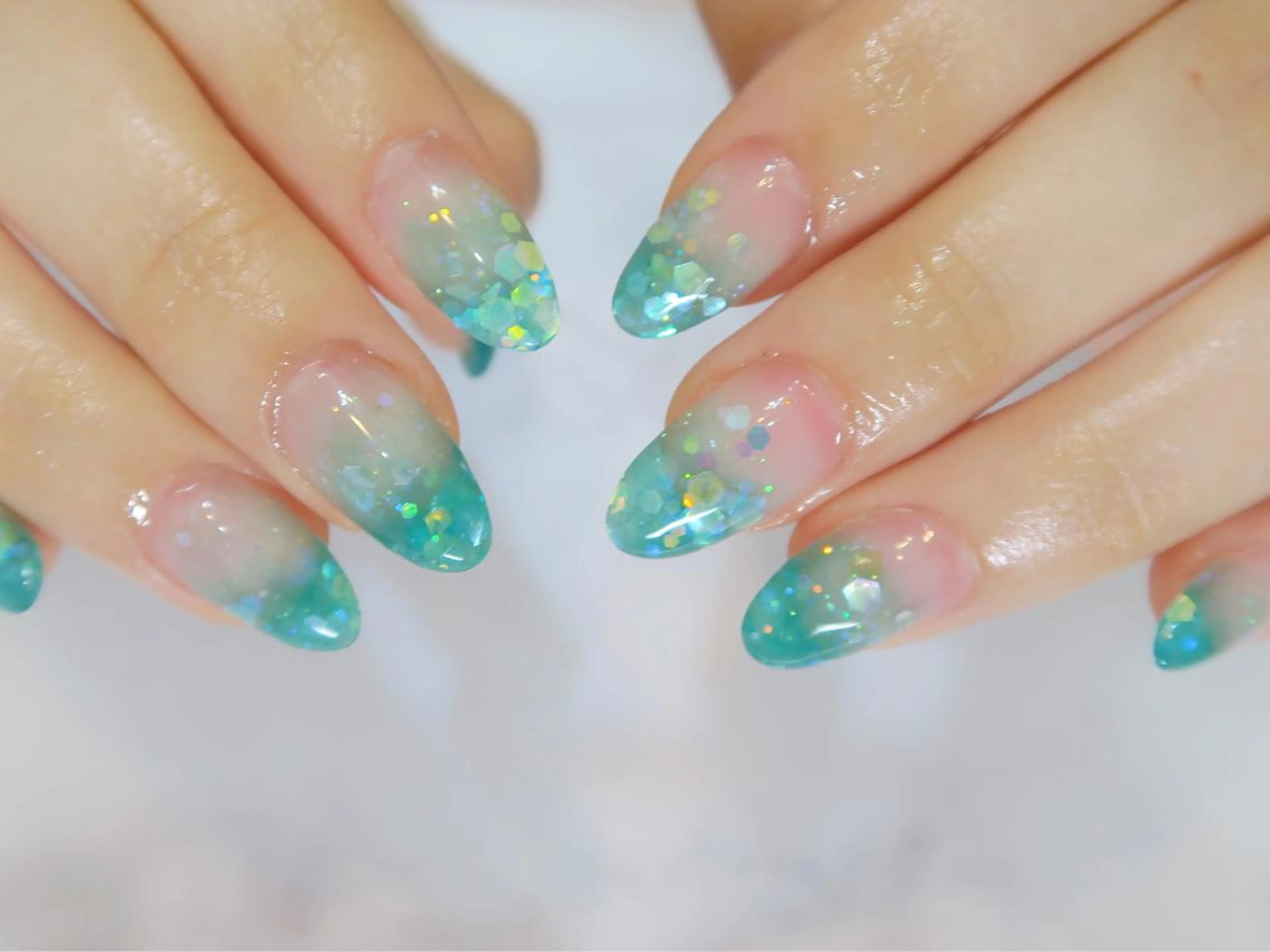 ロング ネイル gloss nail 代々木上原のネイルデザイン
