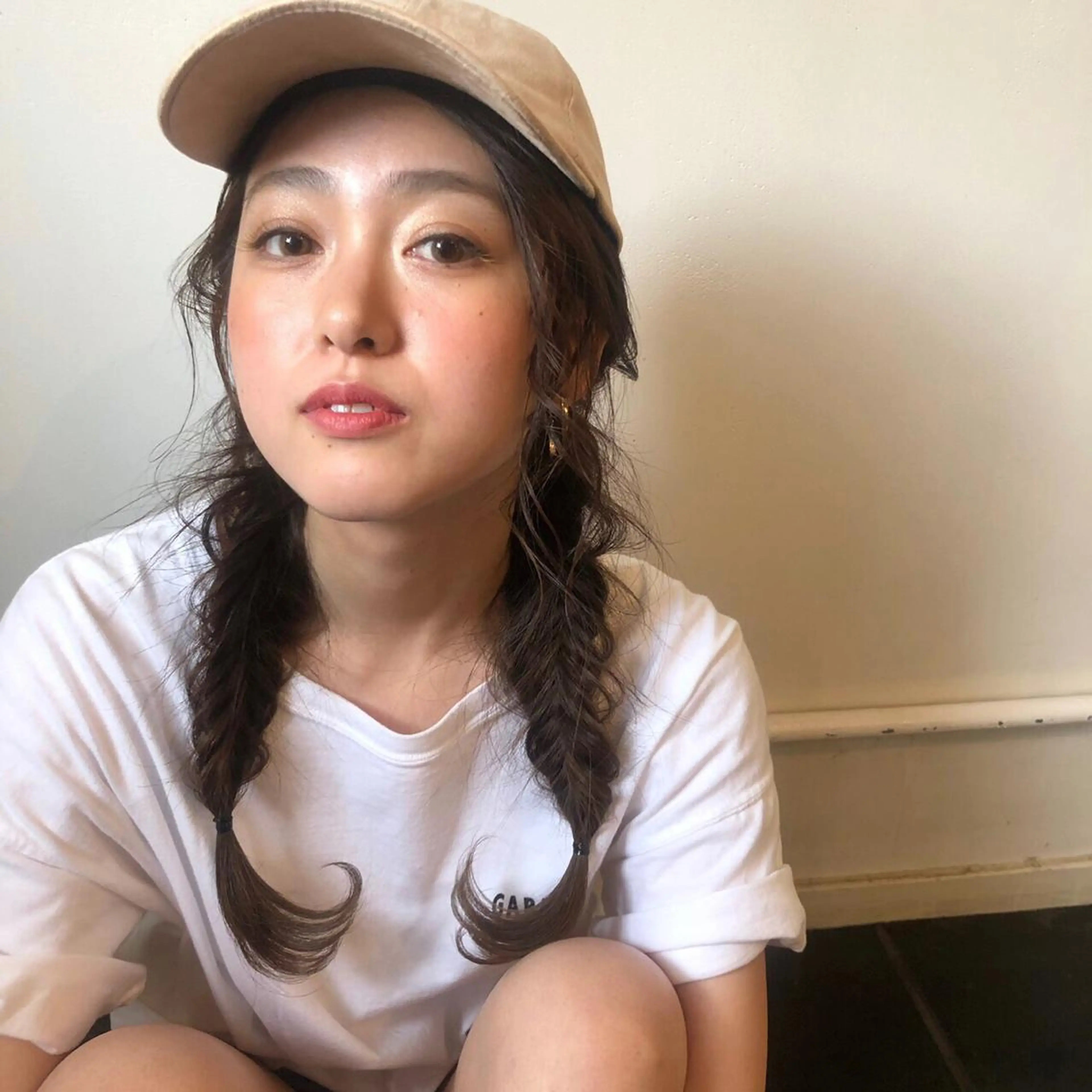 ロング カラー ヘアアレンジ ベージュカラー ロング h a k u 大倉 卓人のヘアスタイル