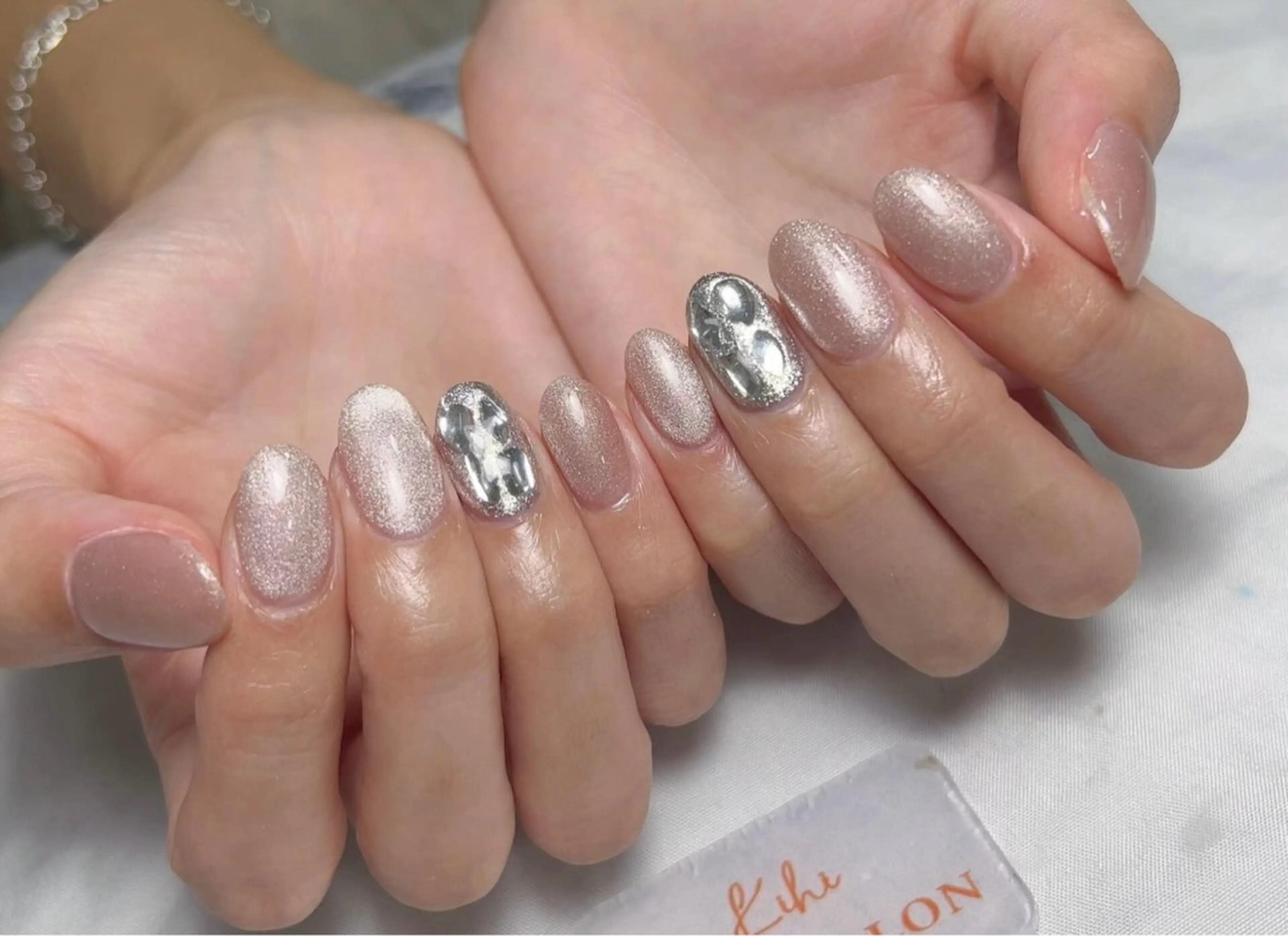 ネイル ハンドネイル 小林 あゆみのネイルデザイン