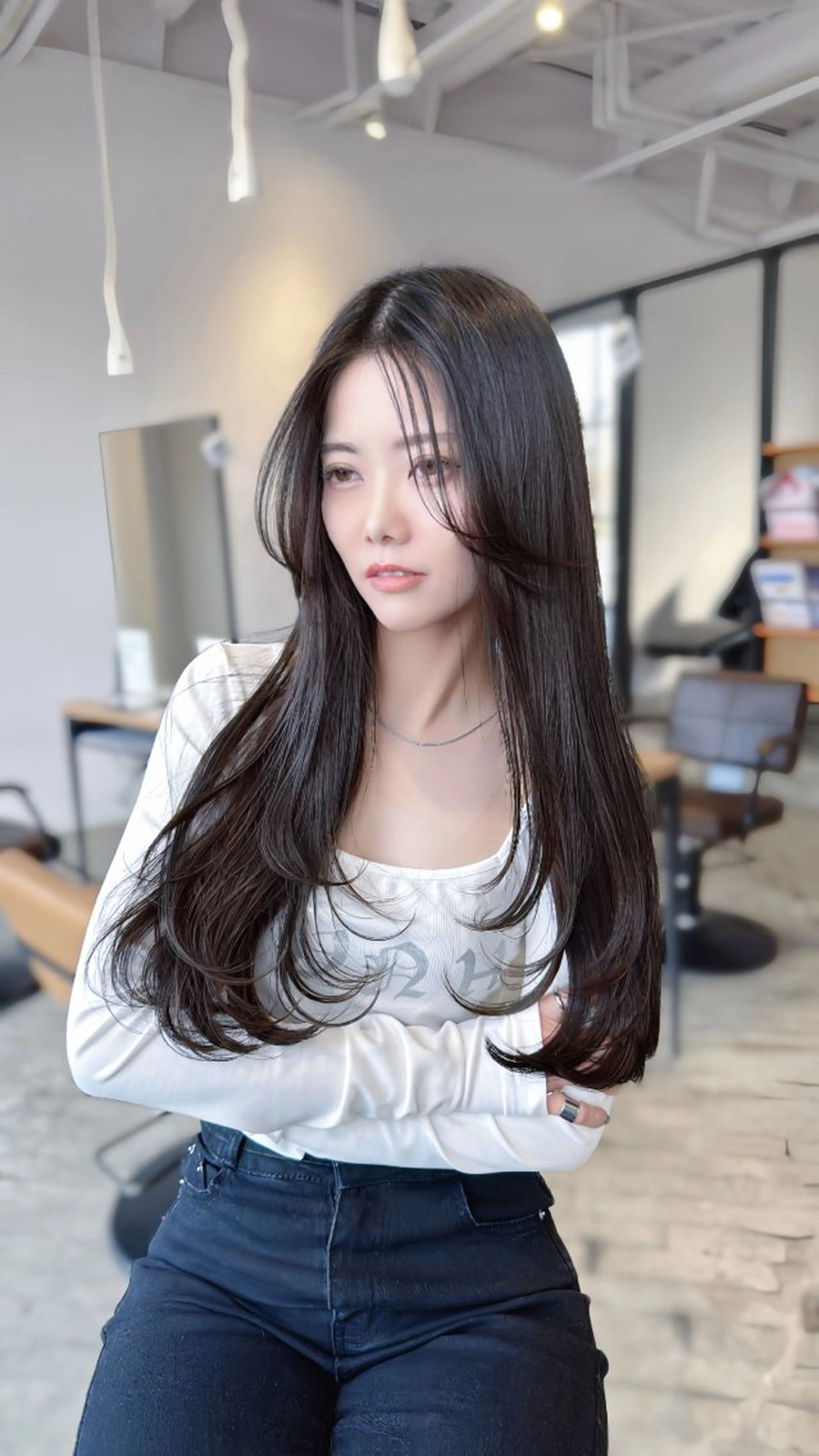 ロング レイヤーカット 永田竜一/縮毛矯正/ 大人可愛い/レイヤーのヘアスタイル