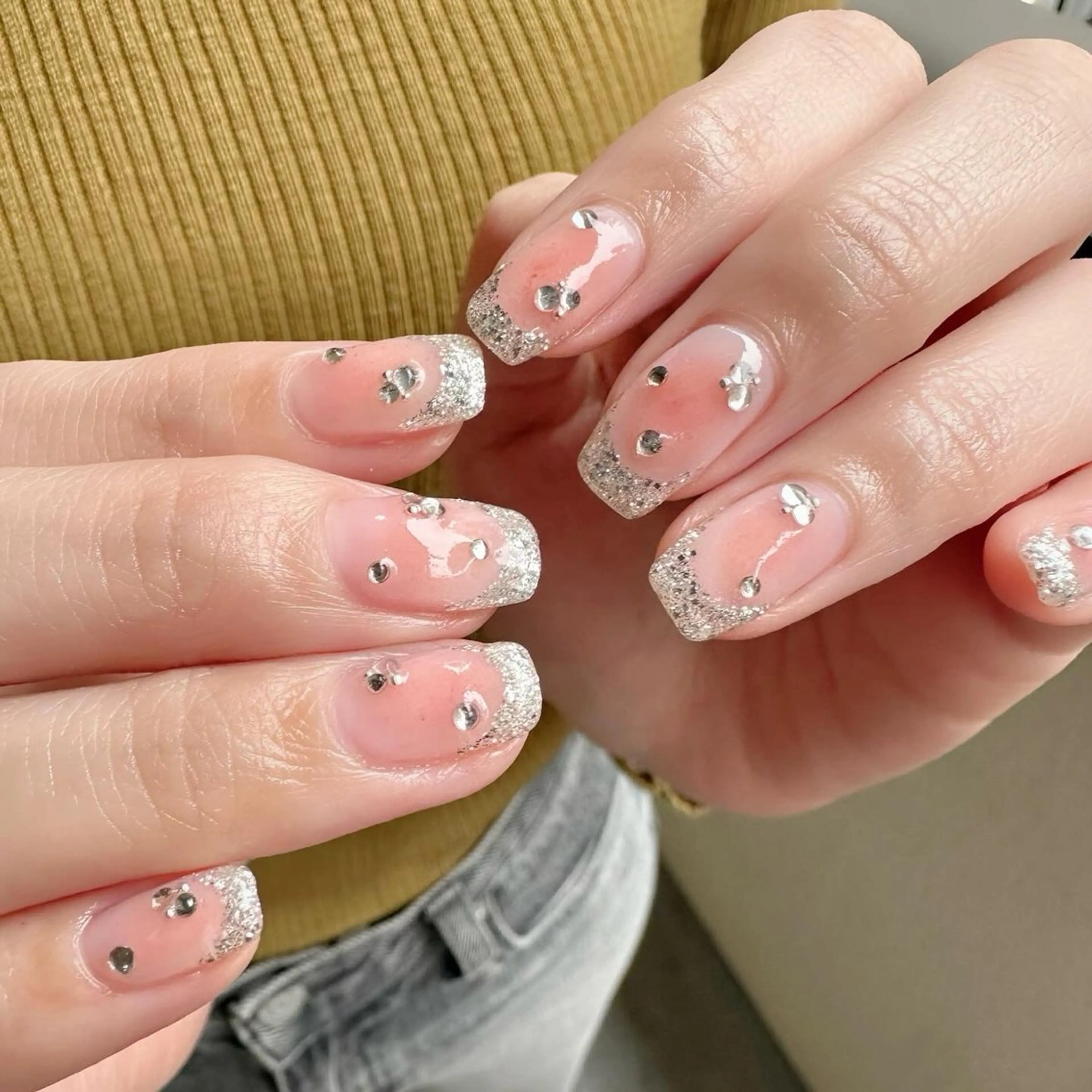 ネイル チークネイル フレンチネイル 氷ネイル・うるうるネイル 韓国ネイル ラメ(グリッター) 🪞KAPE NAIL 🪞のネイルデザイン