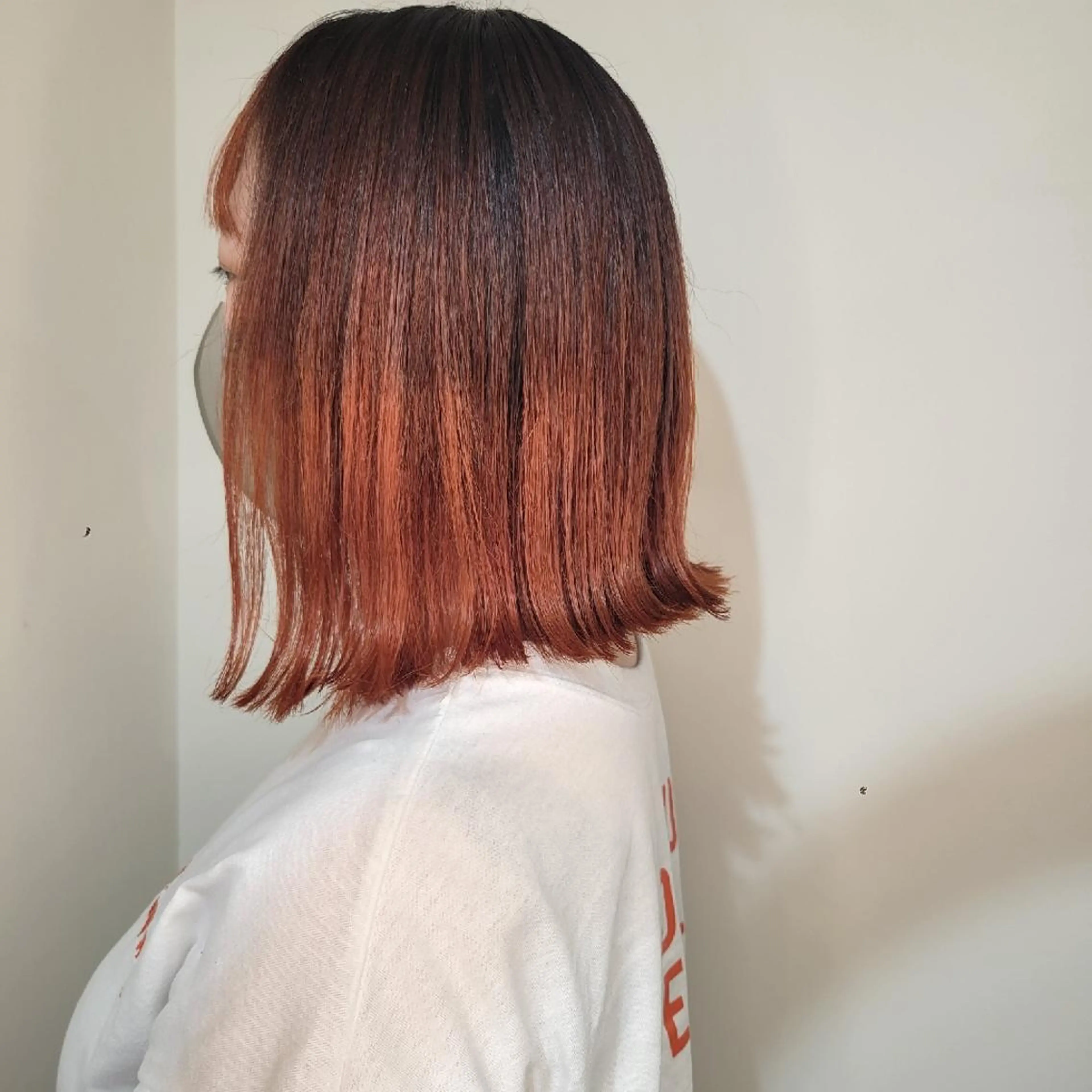 ミディアム カット ヘアカラー トリートメント 🇰🇷透明感×ハイ トーン🌟tomoのヘアスタイル