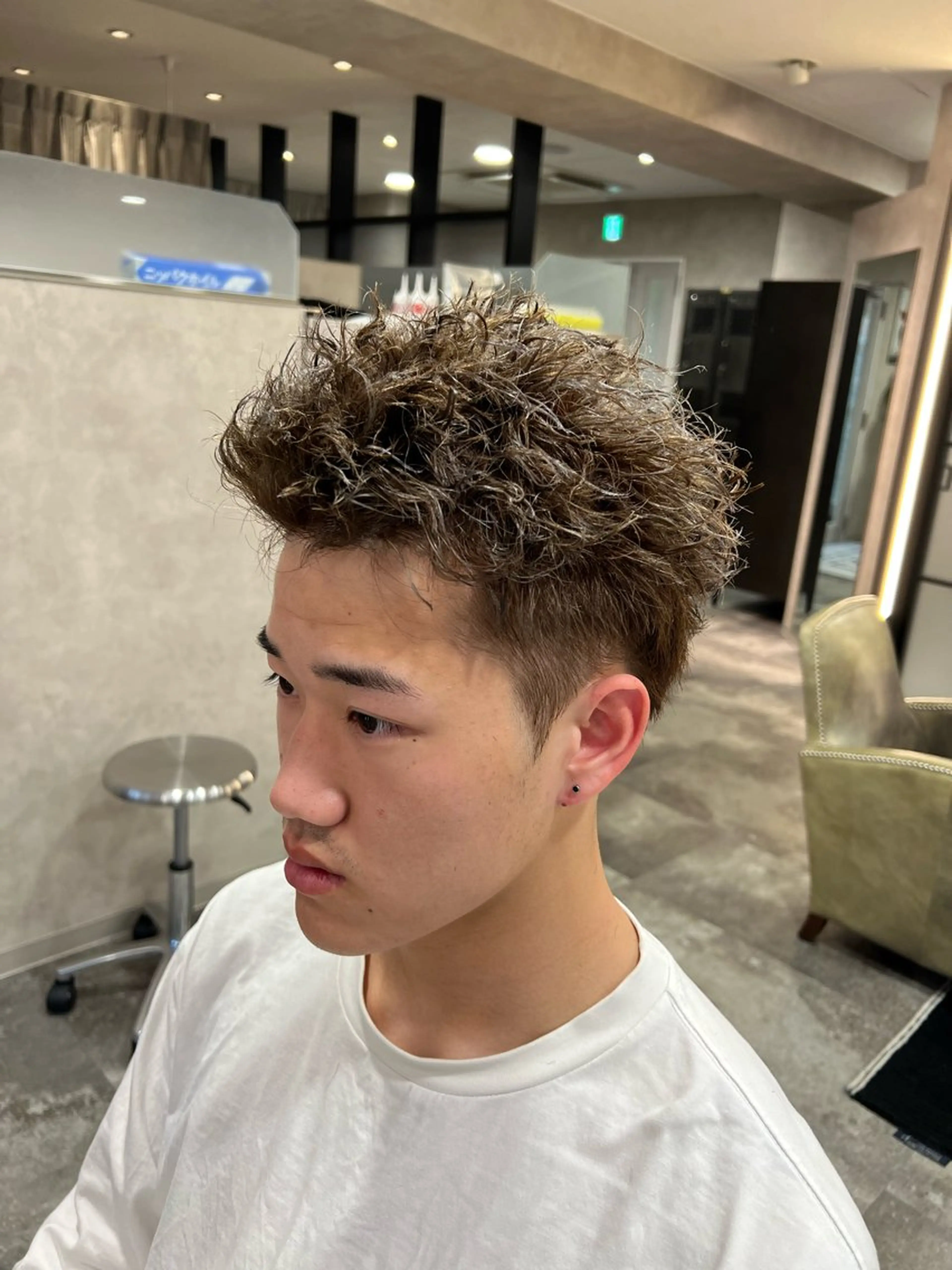ショート カラー パーマ メンズ メンズパーマ メンズツイストパーマ ツイストパーマ メンズ特化/カラー/ パーマ/ケイシンのヘアスタイル