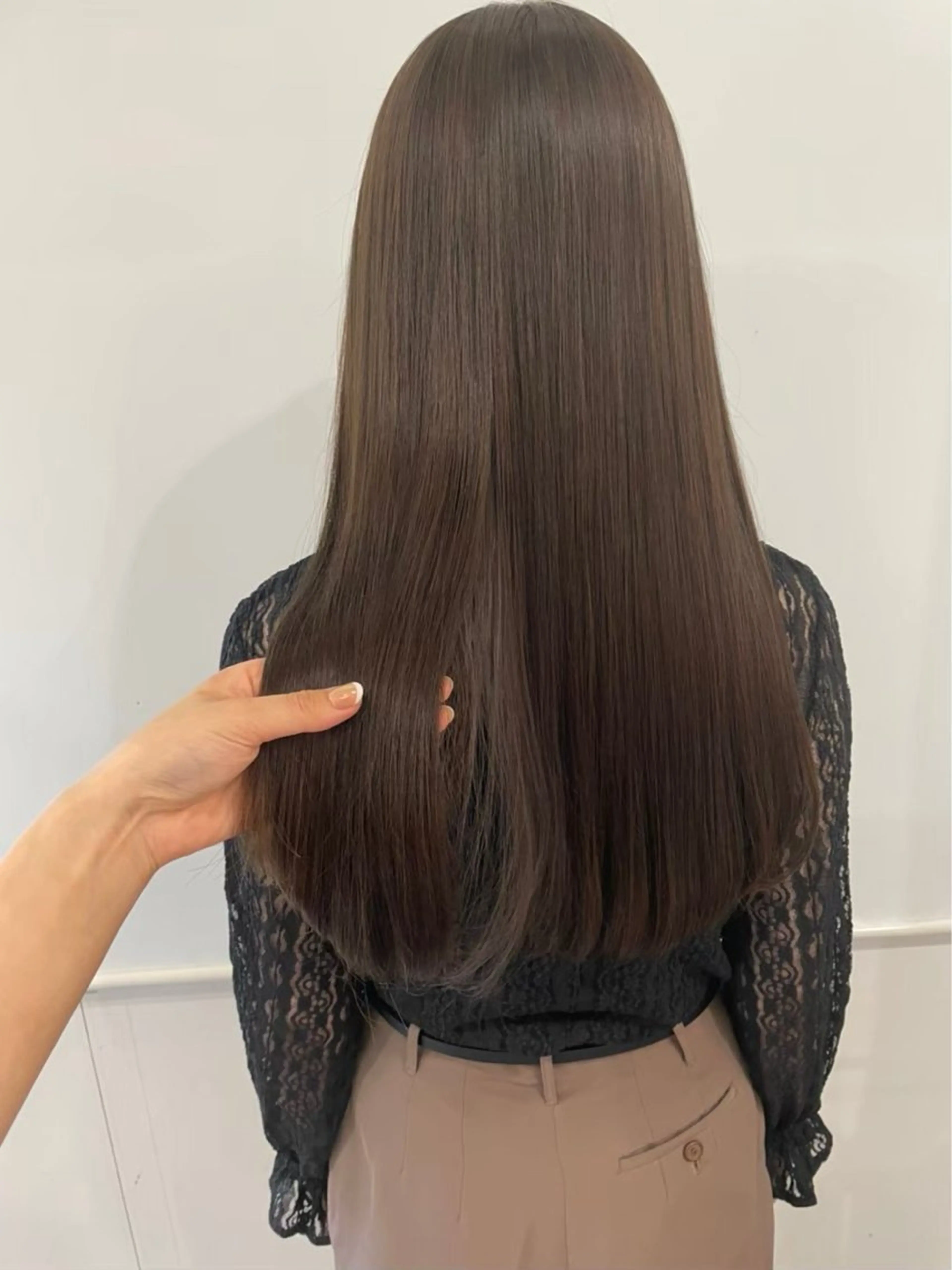 ロング カラー ParveMix 岡本えりかのヘアスタイル