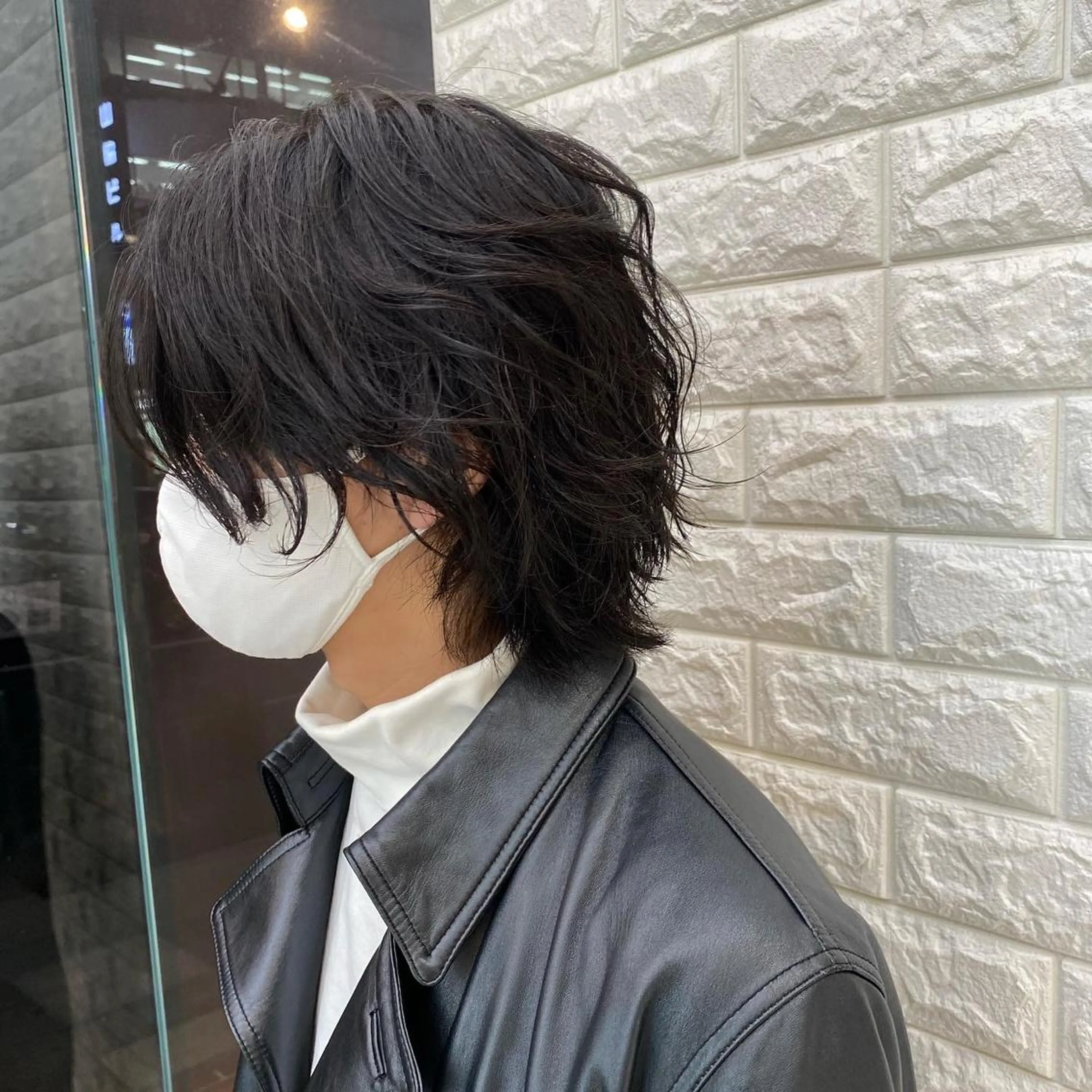 ミディアム ウルフカット 韓国ヘア レイヤーカットのヘアスタイル