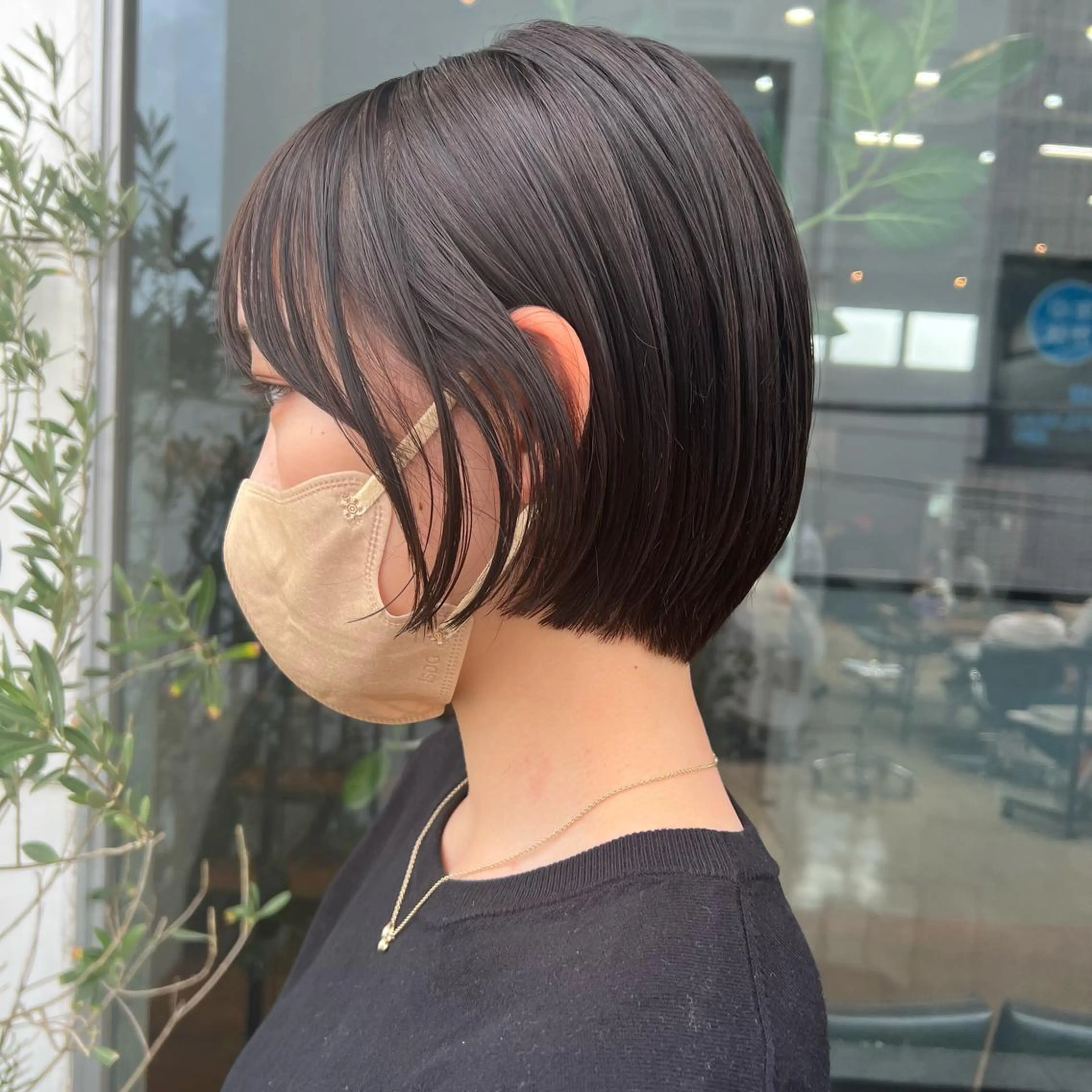 ショート カラー GO TODAY SHAiRE SALON 原宿本店所属・ブリーチ/レイヤー ハッシュカット/河内のヘアスタイル