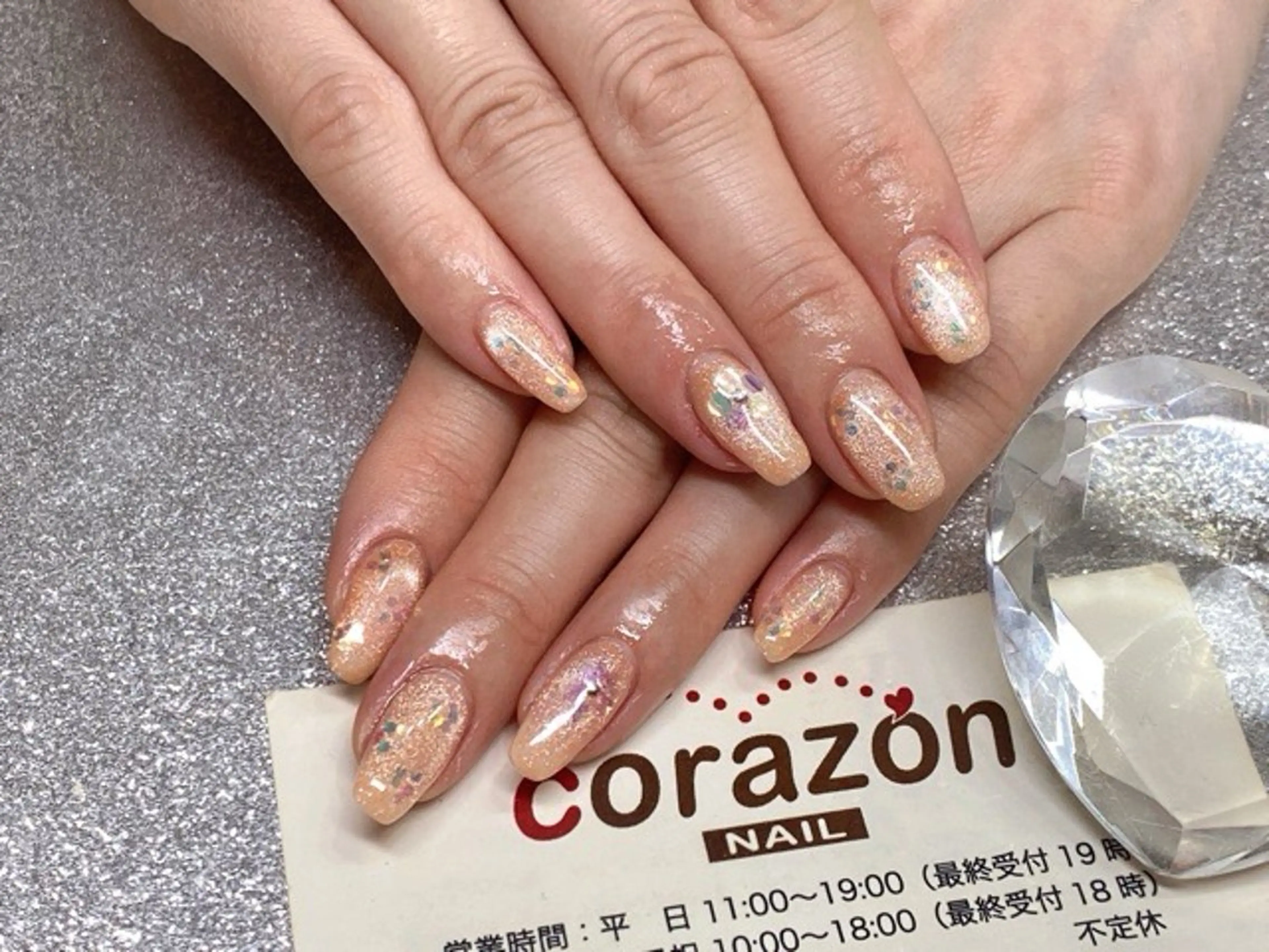 ネイル フラワーネイル ホログラムネイル マグネットネイル オレンジ ハンドネイル ハンドケア corazon所属・ネイリスト aicoのネイルデザイン