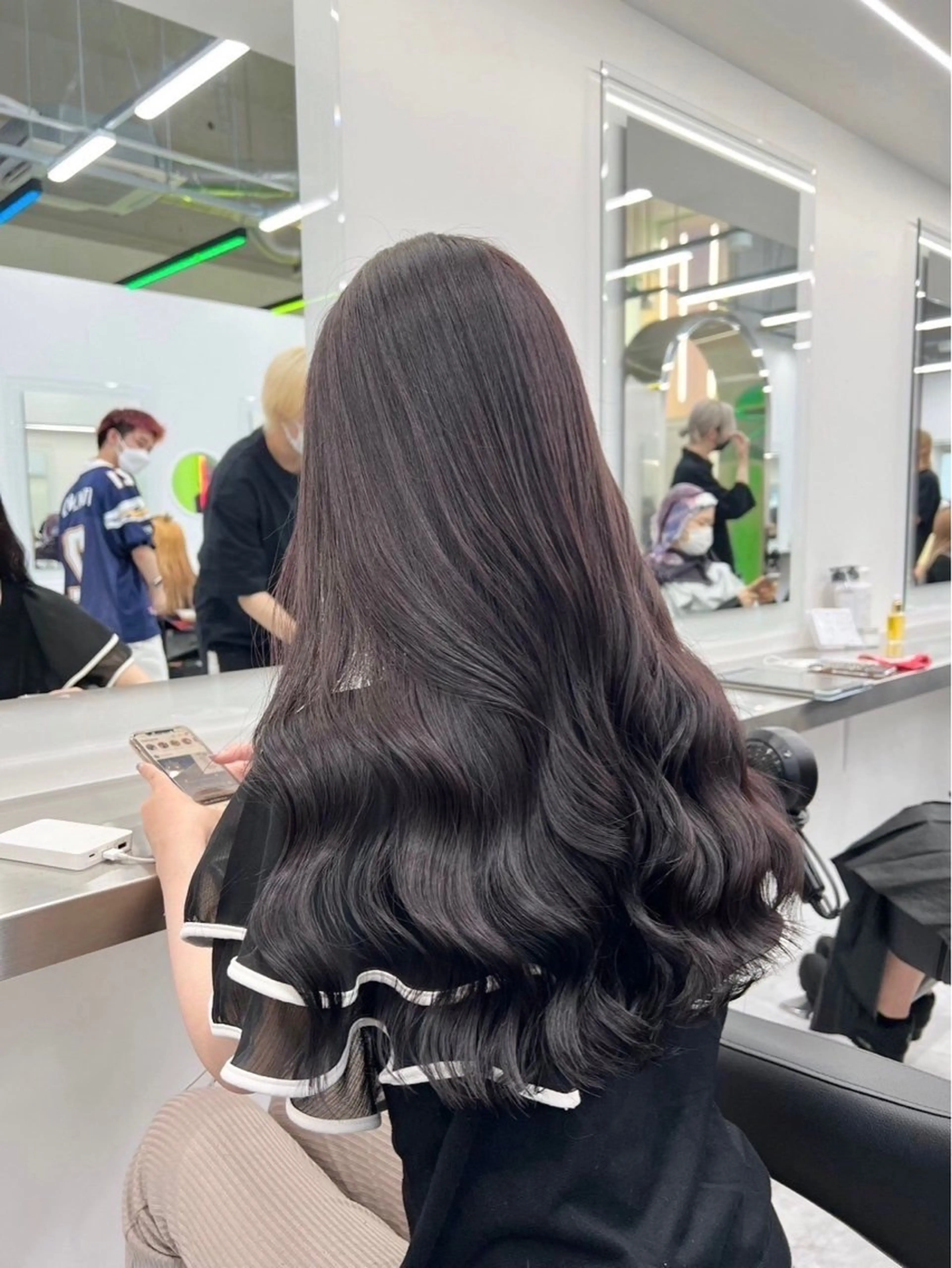ロング カラー 髪質改善🩰透明感カ ラー🎀hinanoのヘアスタイル