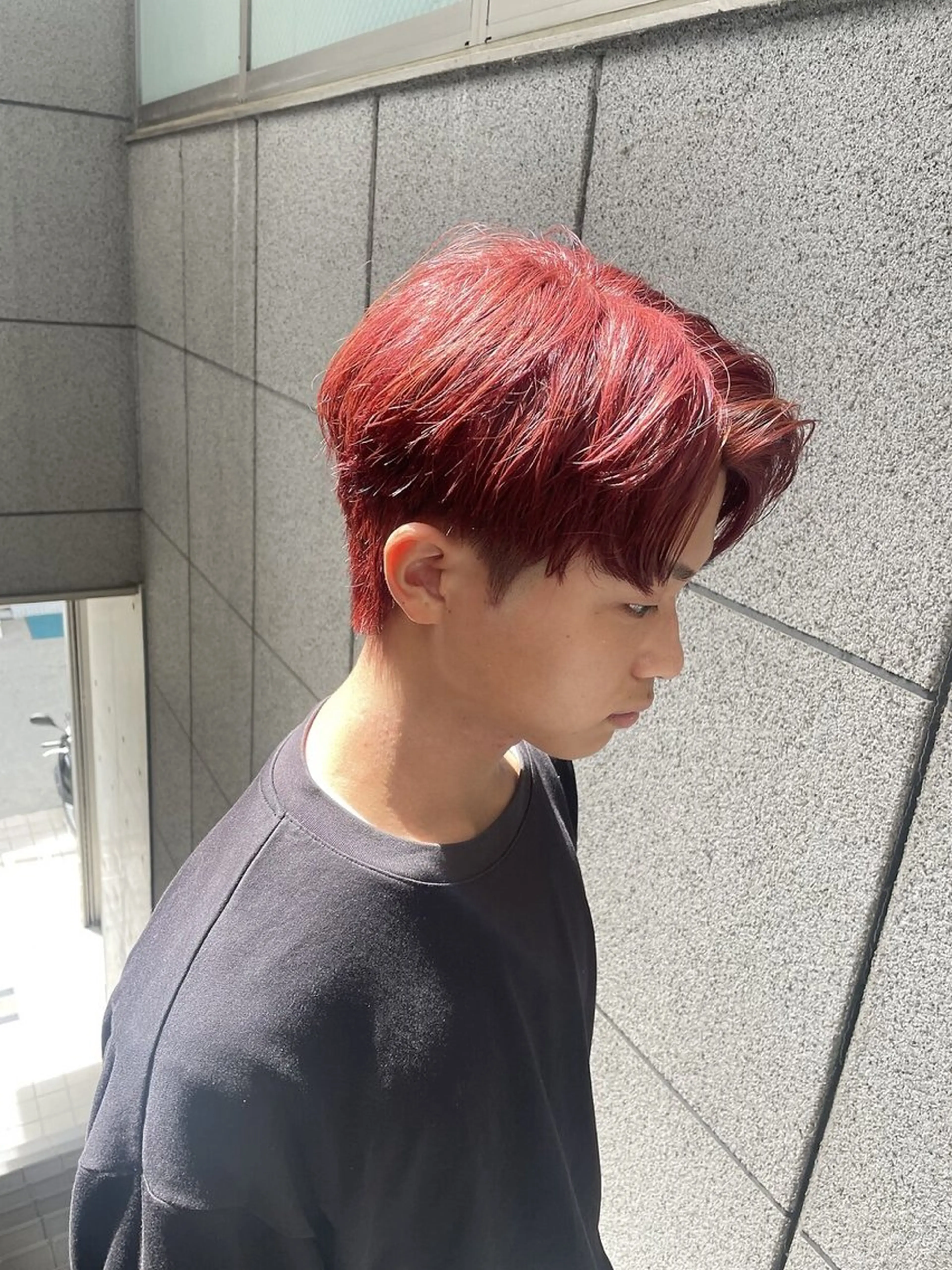 メンズ センターパート ダウンパーマ フェードカット フェザーパーマ カルマパーマ カット ヘアカラー MEN’SsalonHYPE所属・メンズカット/布施/ 秋山 涼のヘアスタイル