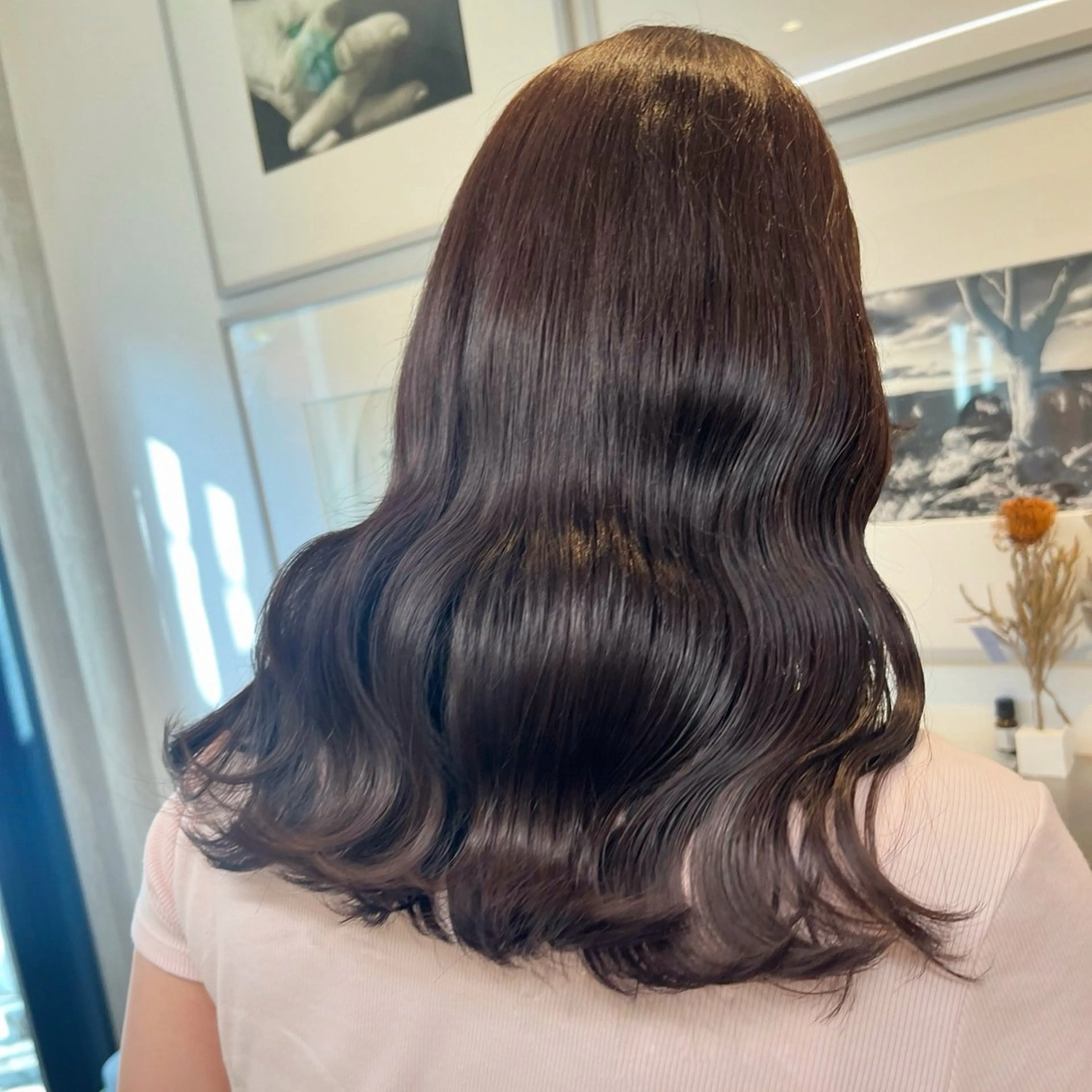 ミディアム カラー ベージュカラー ブラウンカラー ブラウンベージュ チョコレートブラウン 透明感カラー カット ヘアカラー トリートメント ヘッドスパ ヘアセット カジュアルを女っぽく 𝗮𝘆𝗮𝗰𝗼のヘアスタイル