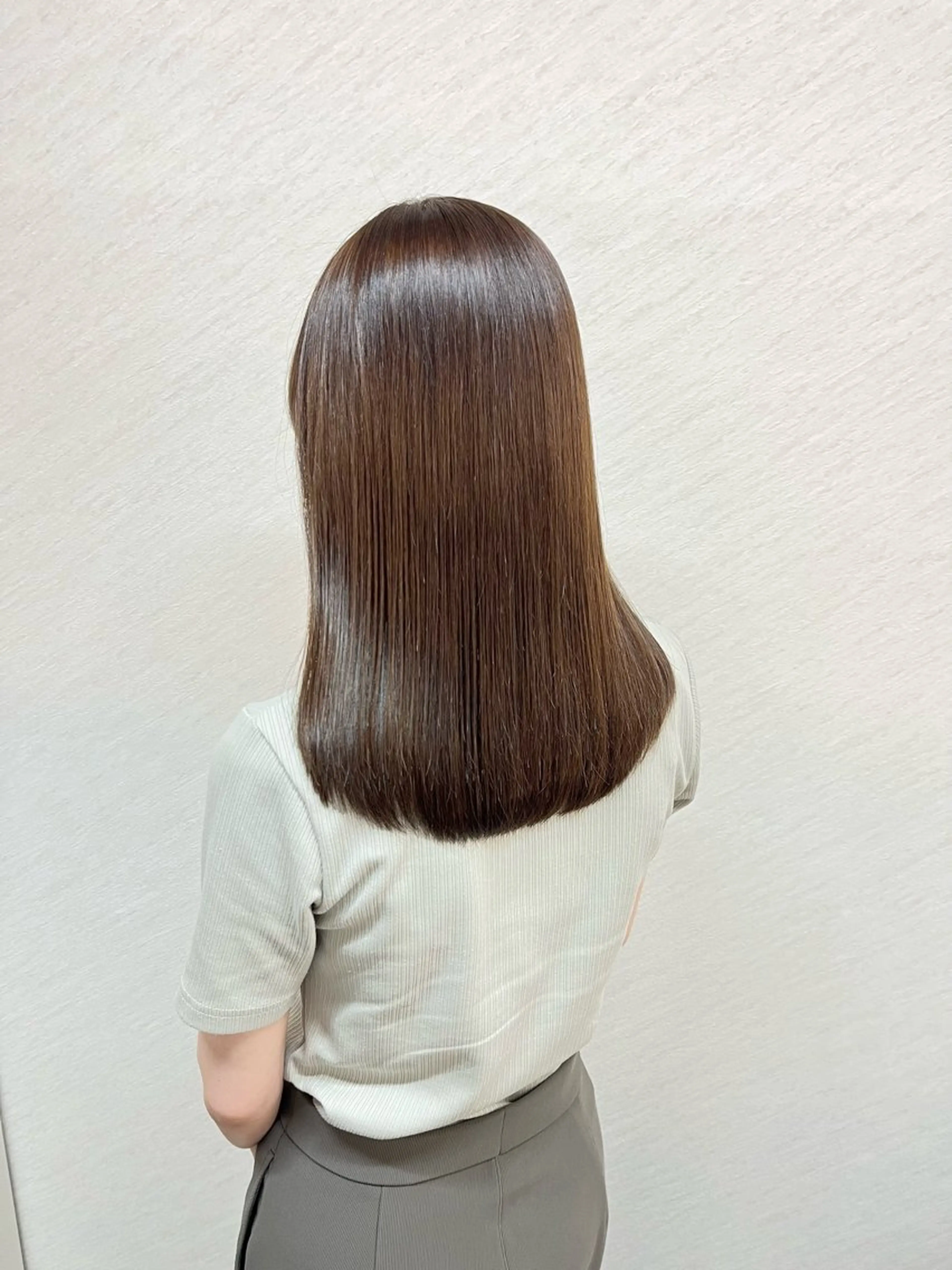 ミディアム カラー 【ECLART】鈴木 なつみのヘアスタイル