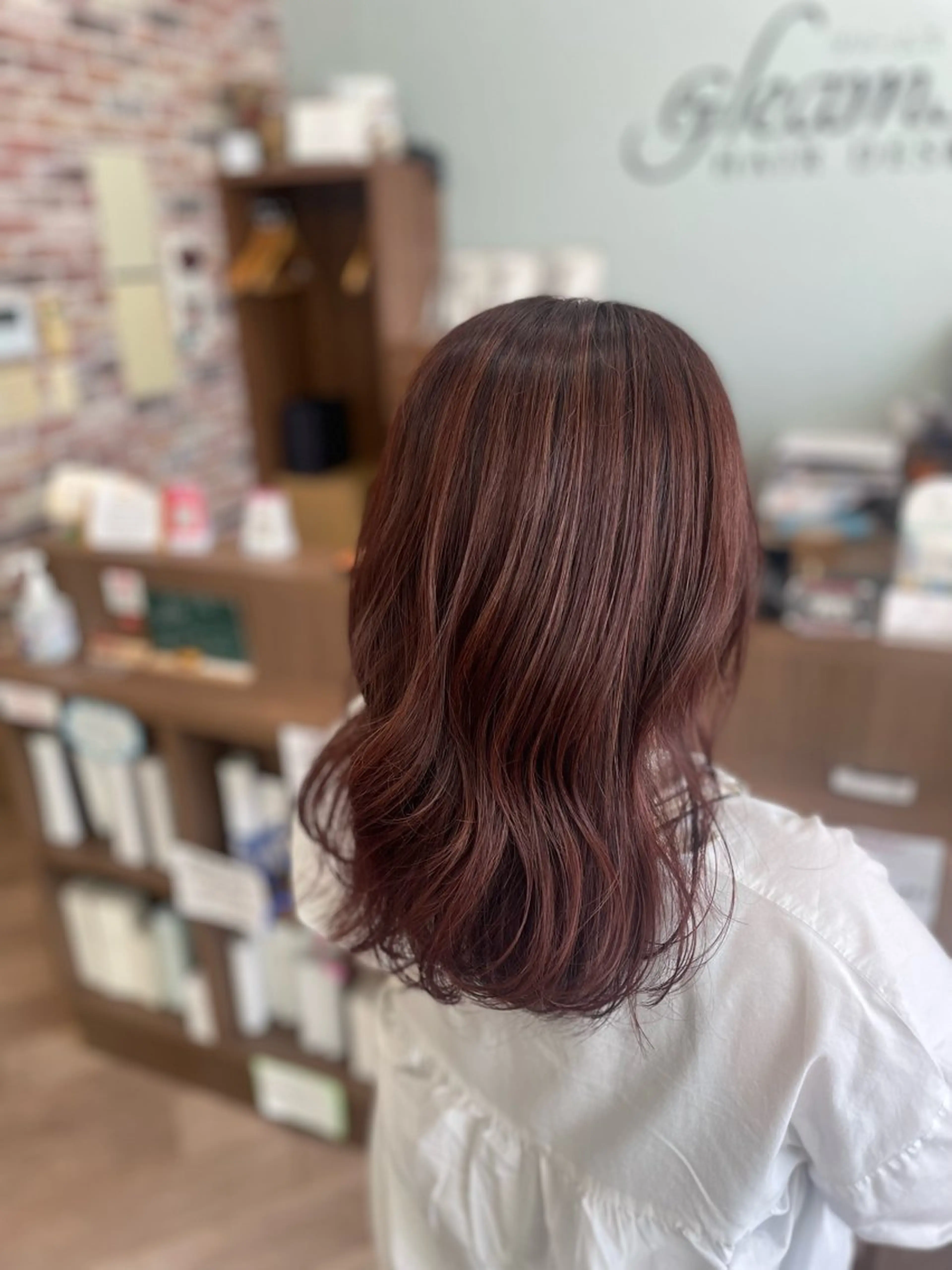 ロング ピンクブラウン カット ヘアカラー シミズ カエデ🍁のヘアスタイル