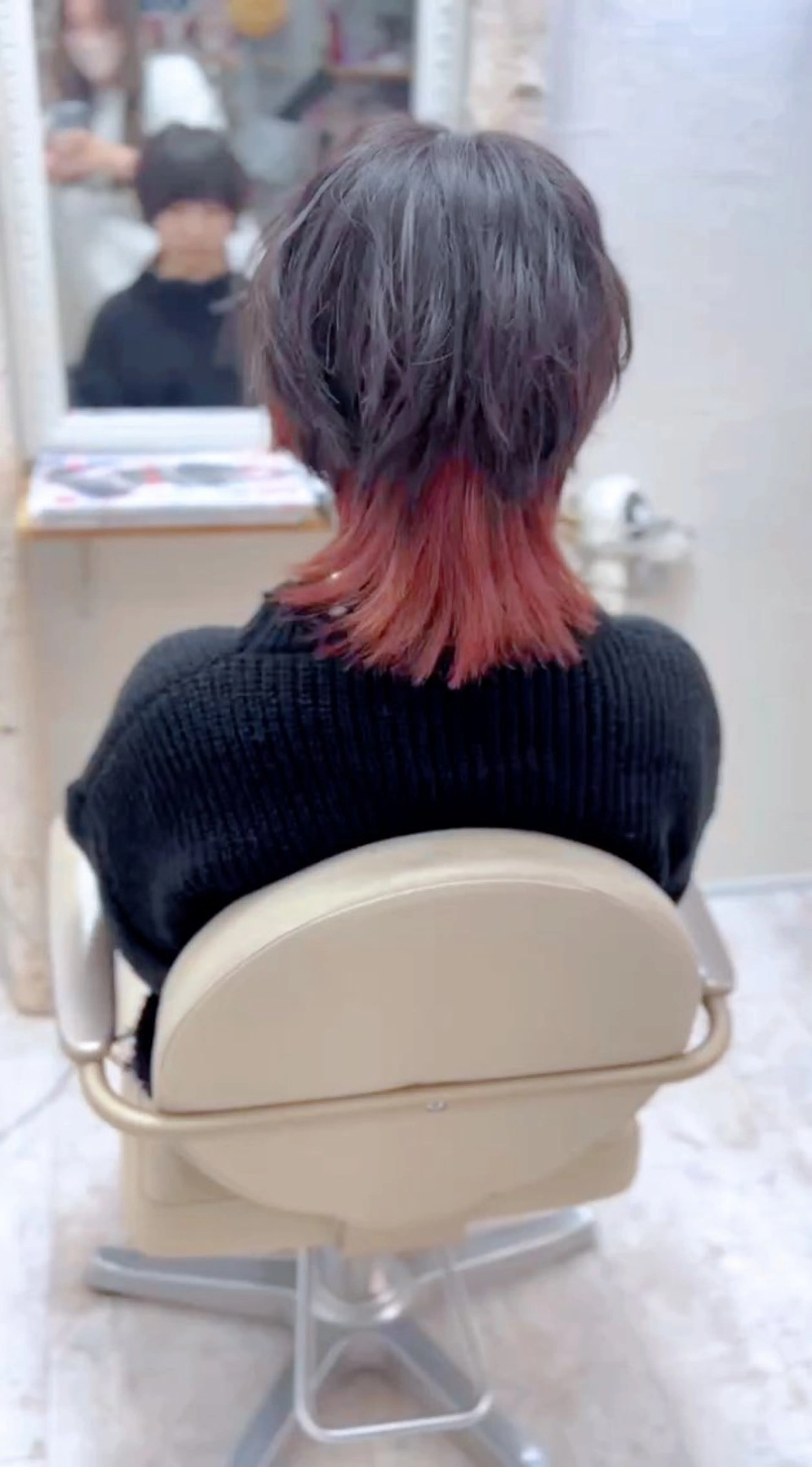 カラー Uuoul所属・江藤 友香のヘアスタイル