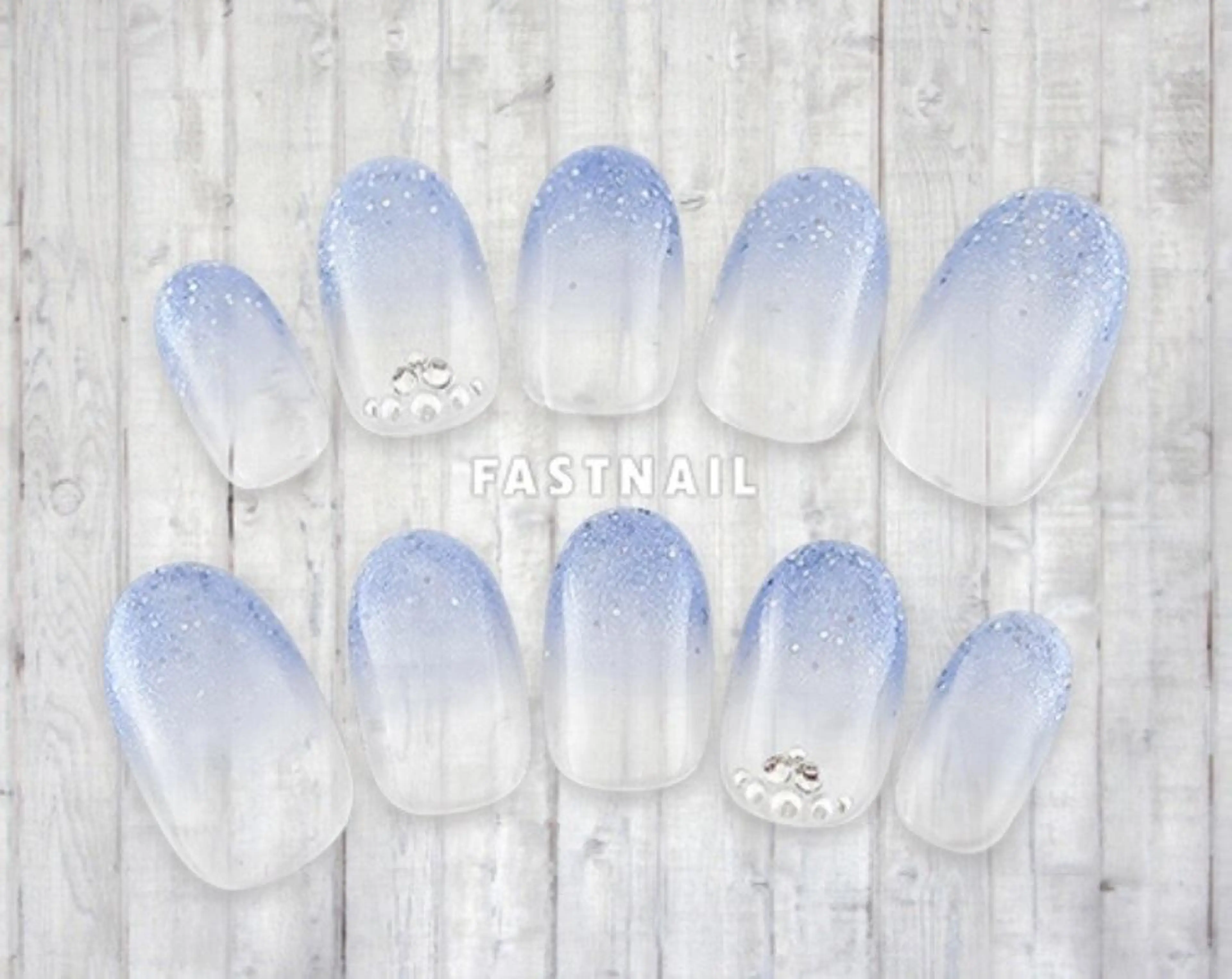 ネイル グラデーション ラメ(グリッター) ラメグラデーション ファストネイル ロコ 春日のネイルデザイン