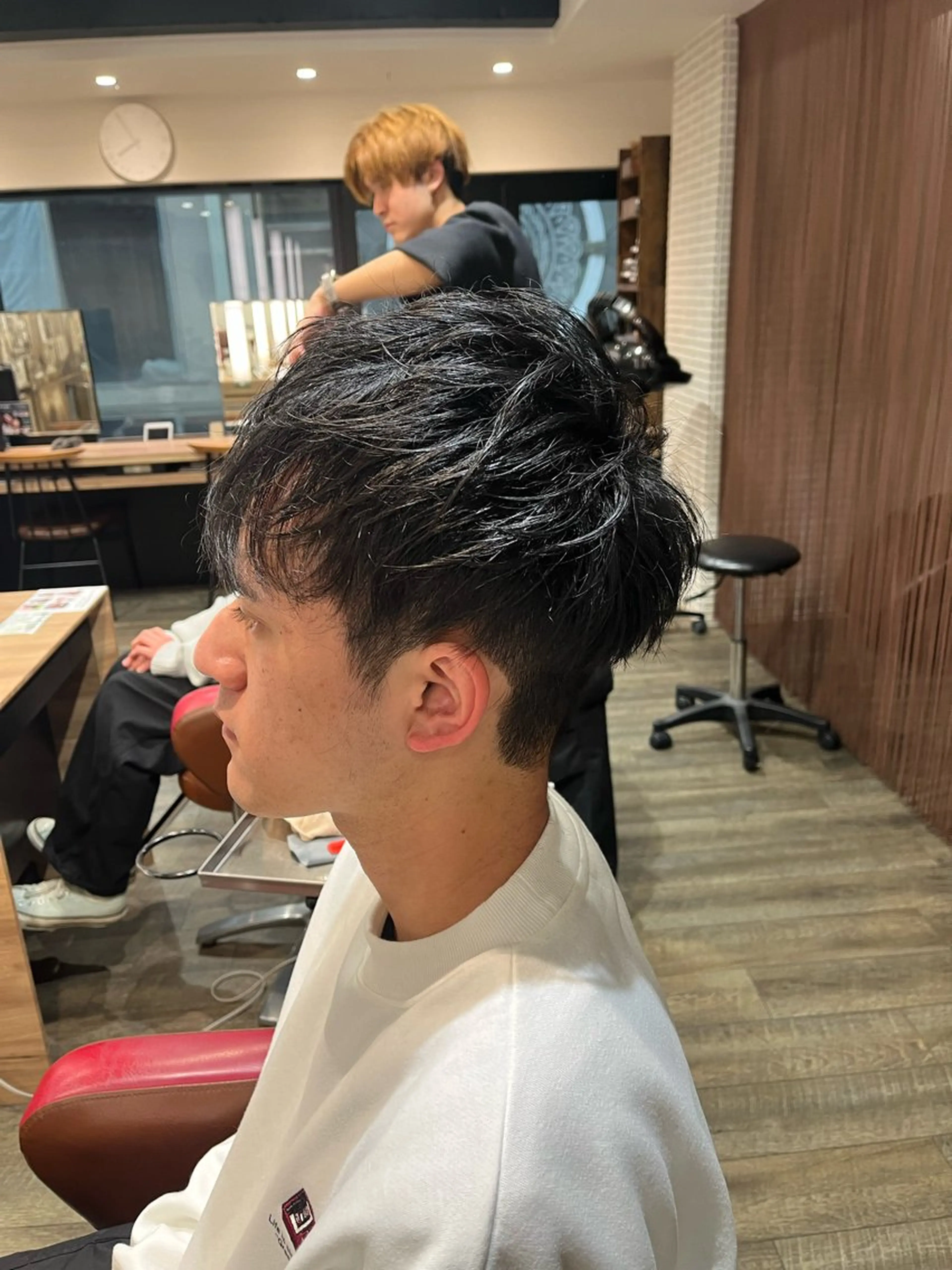 メンズ L’Aube ami所属・佐野 拓海のヘアスタイル