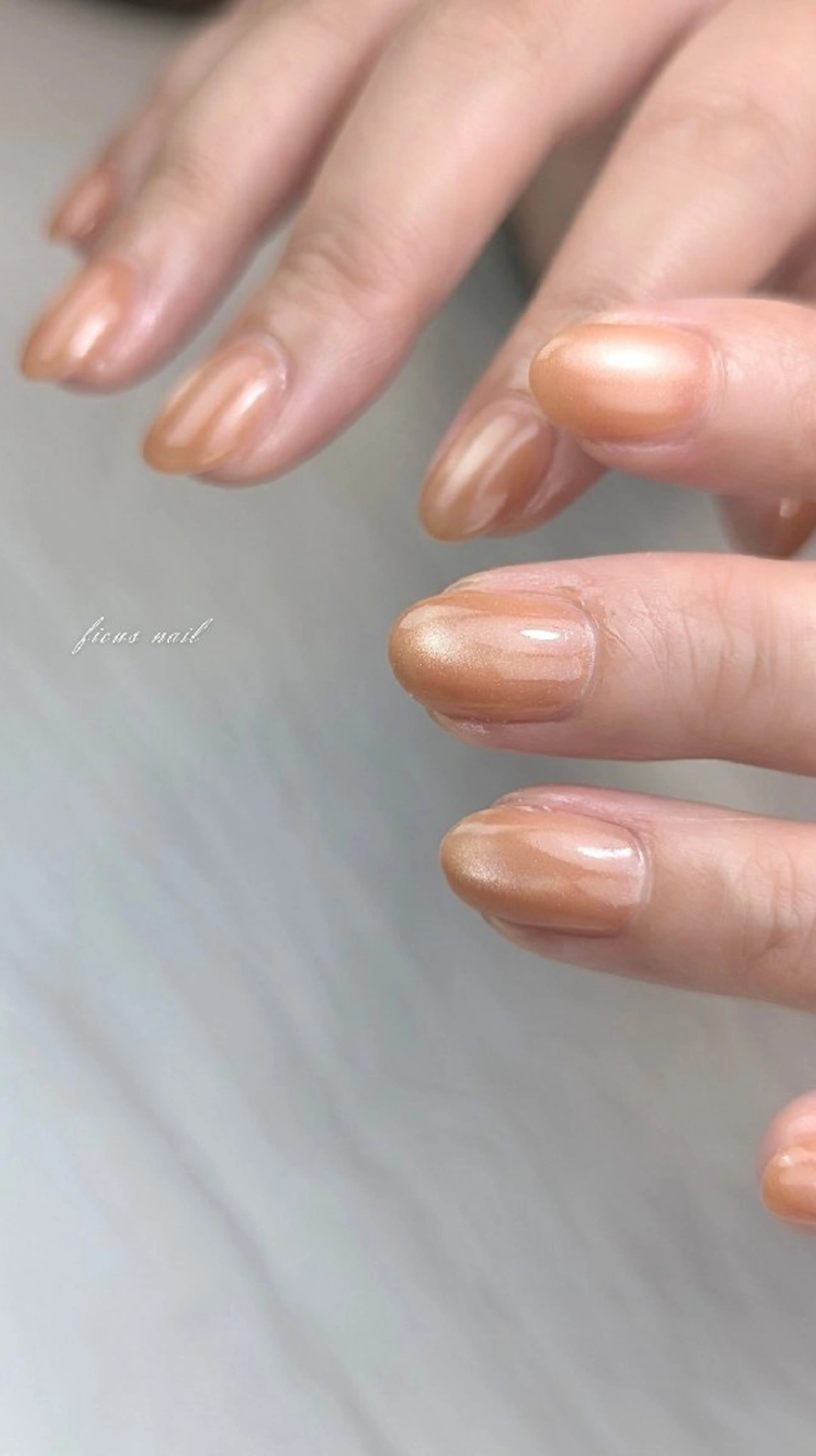 ネイル マグネットネイル オフィスネイル オレンジ ショートネイル シンプルネイル ハンドネイル ficus nailのネイルデザイン