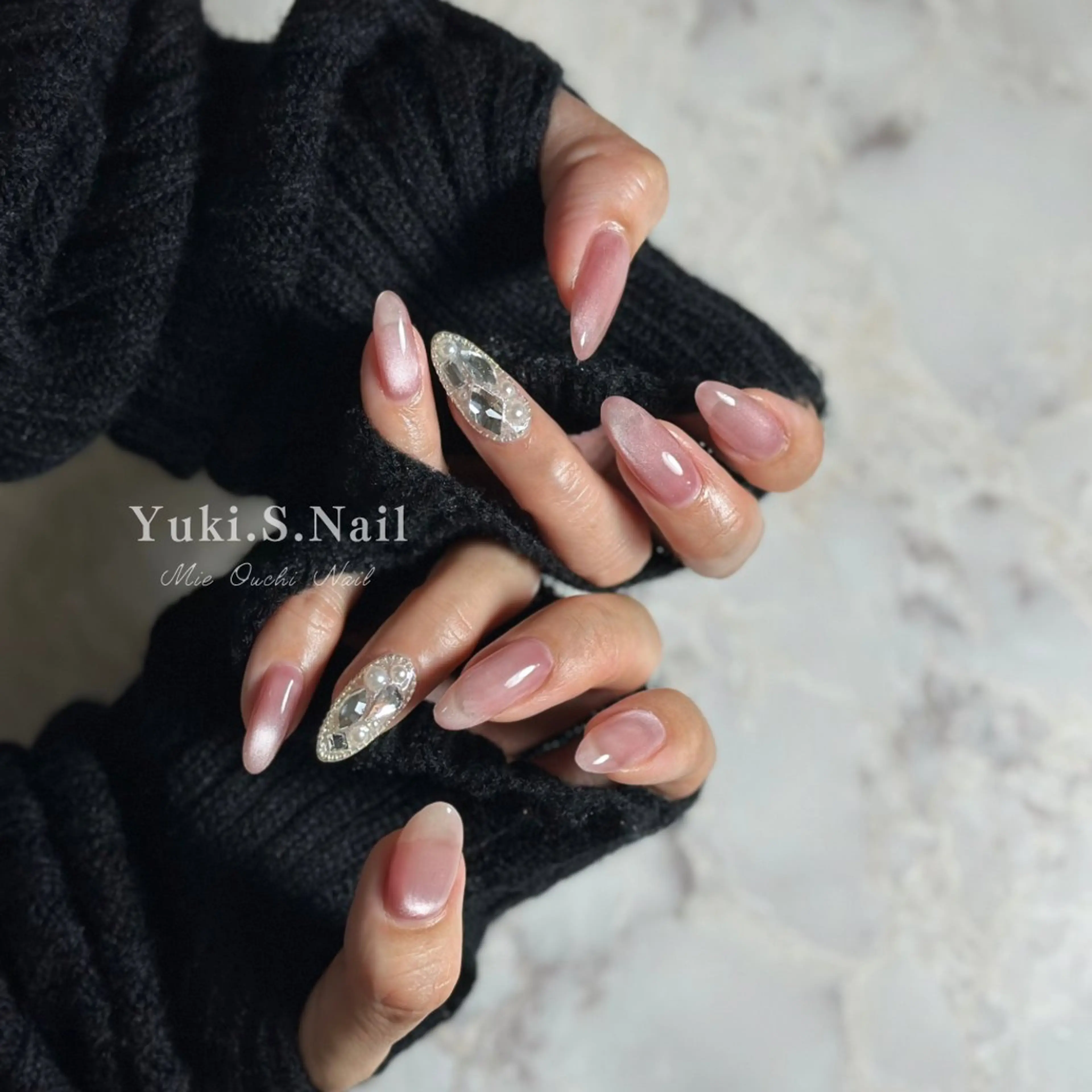 ロング 韓国風ヘア ハンドネイル Yuki S.Nailのネイルデザイン