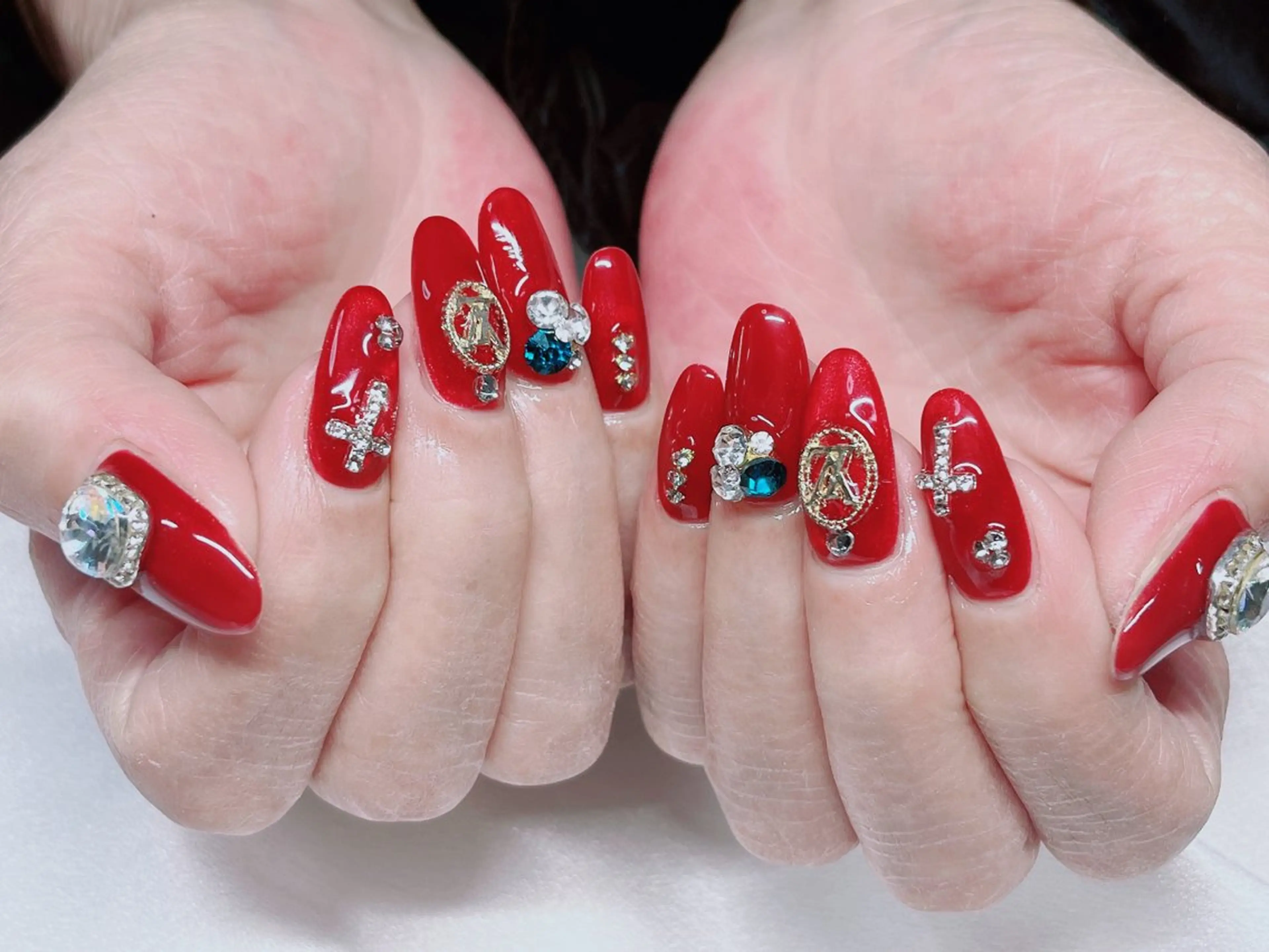 ネイル Cutil Nailsalon所属・Cutil. Nail🌈のネイルデザイン