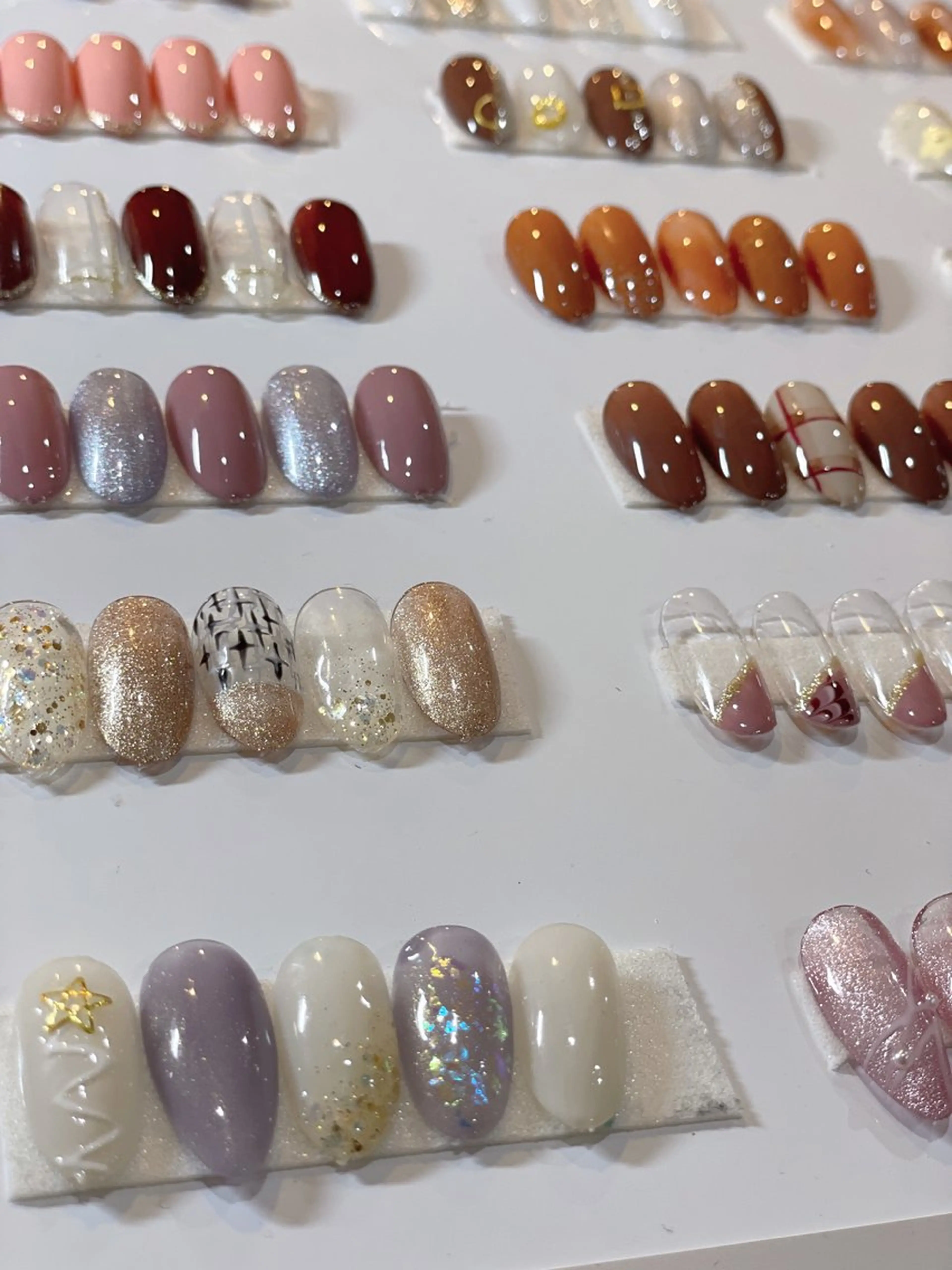 ネイル コウ ヨウのネイルデザイン