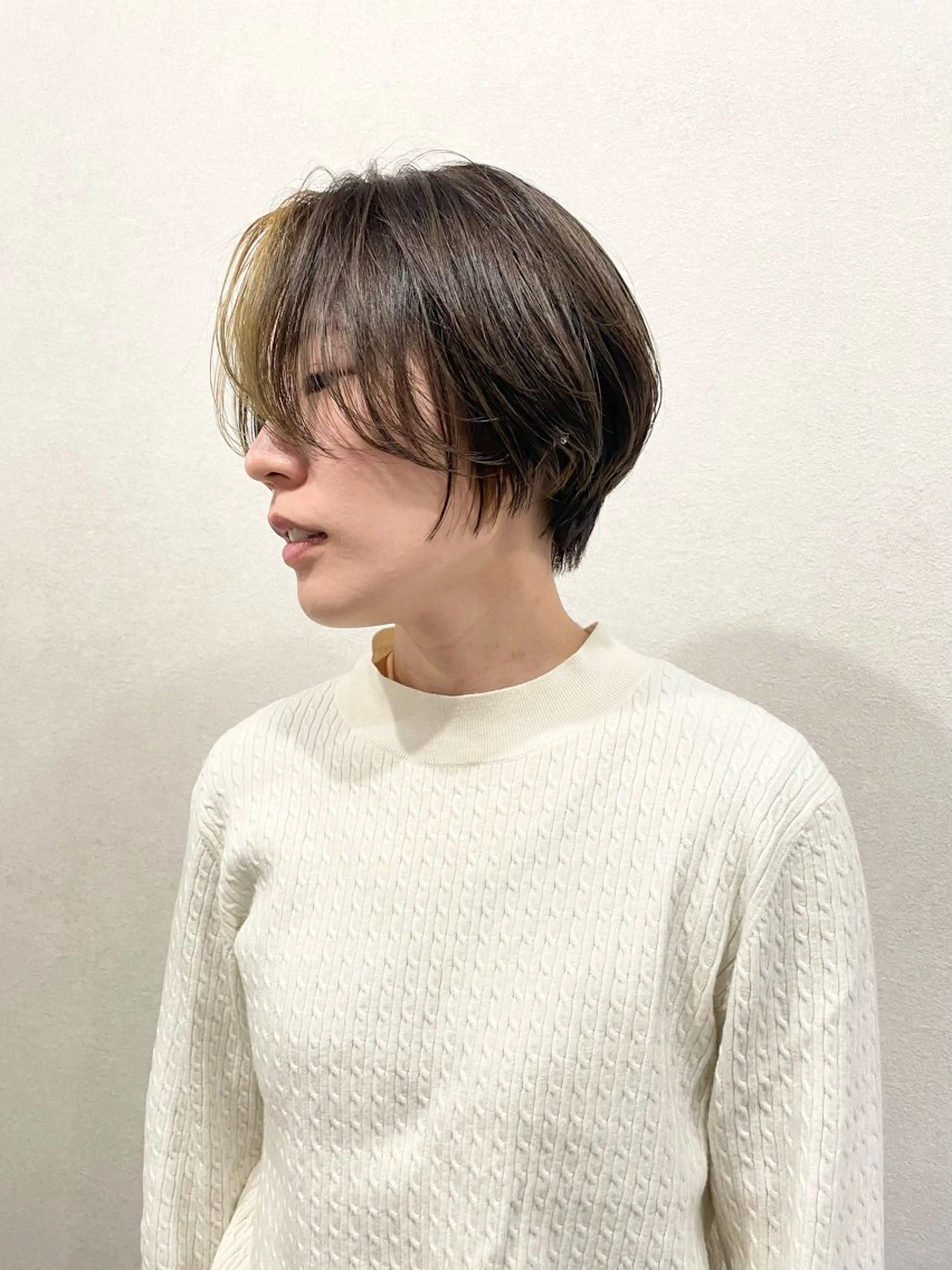 ショート カラー ハンサムショート デザインカラー ショートヘア EIIR 玉造.のヘアスタイル