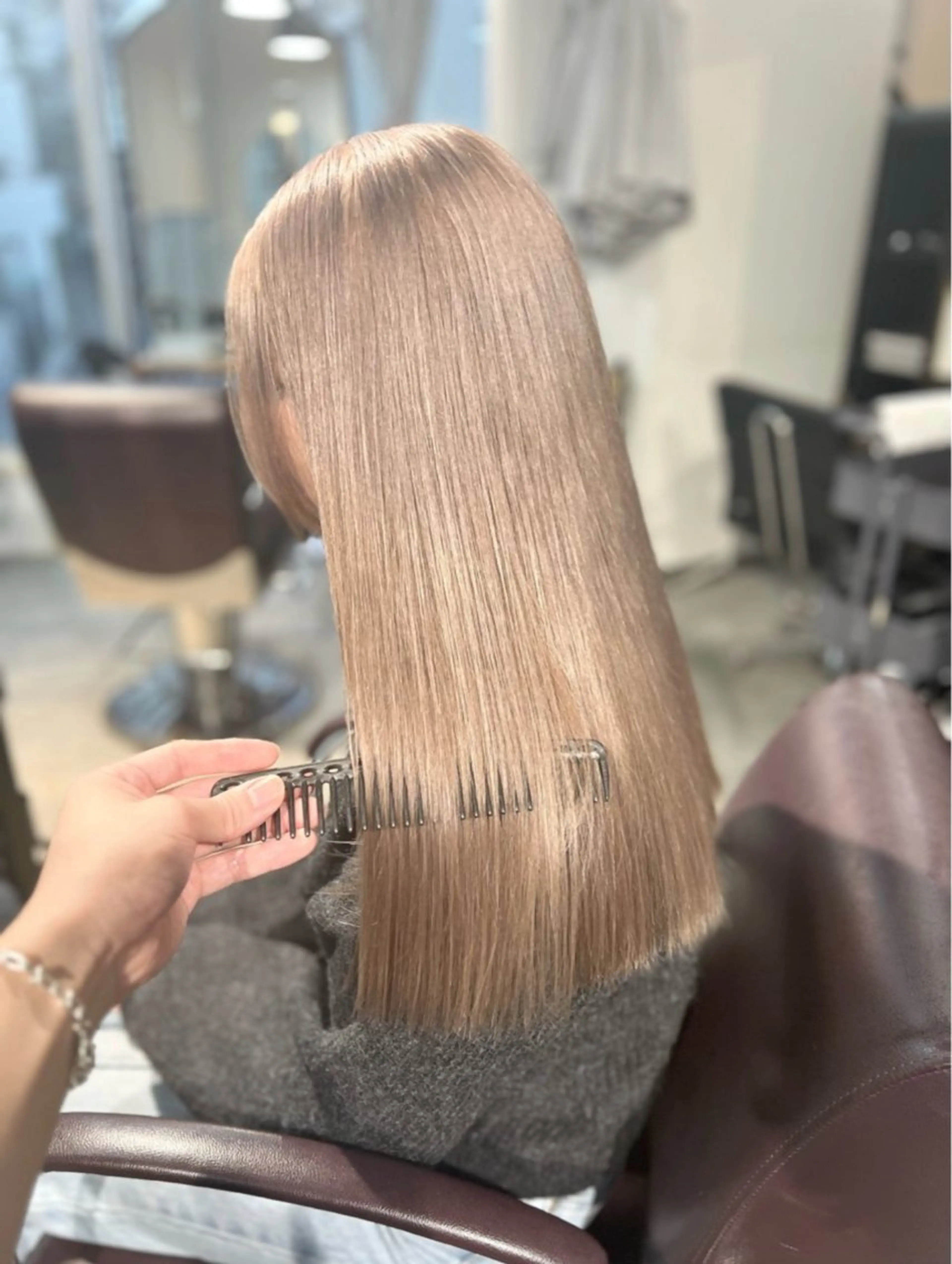セミロング カラー ヘアカラー トリートメント ヘアセット 🌈インナーカラー ‘ショウマ’🌈のヘアスタイル