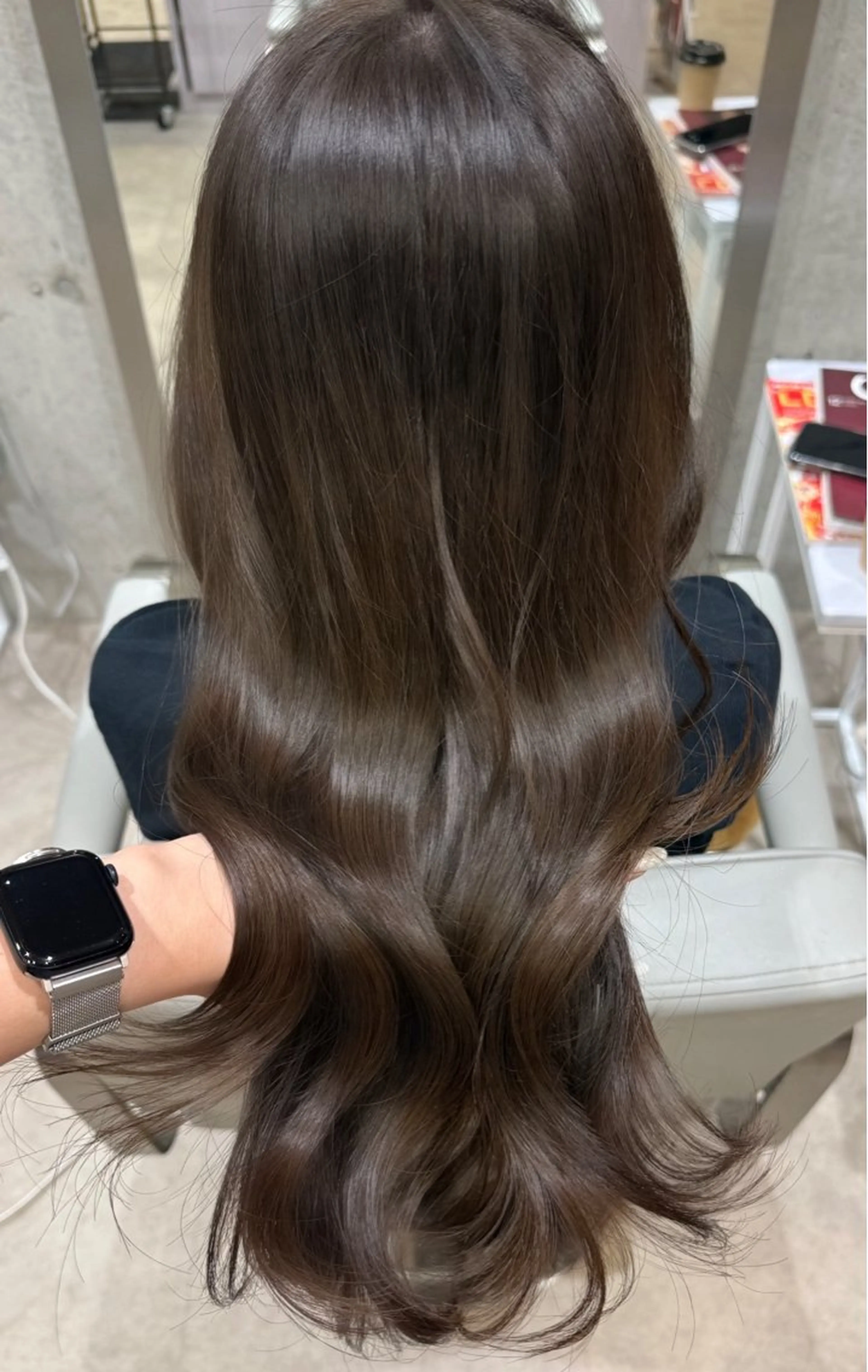 ロング ヘアカラー トリートメント RUKA🩰透明感 寒色カラー/レイヤーのヘアスタイル