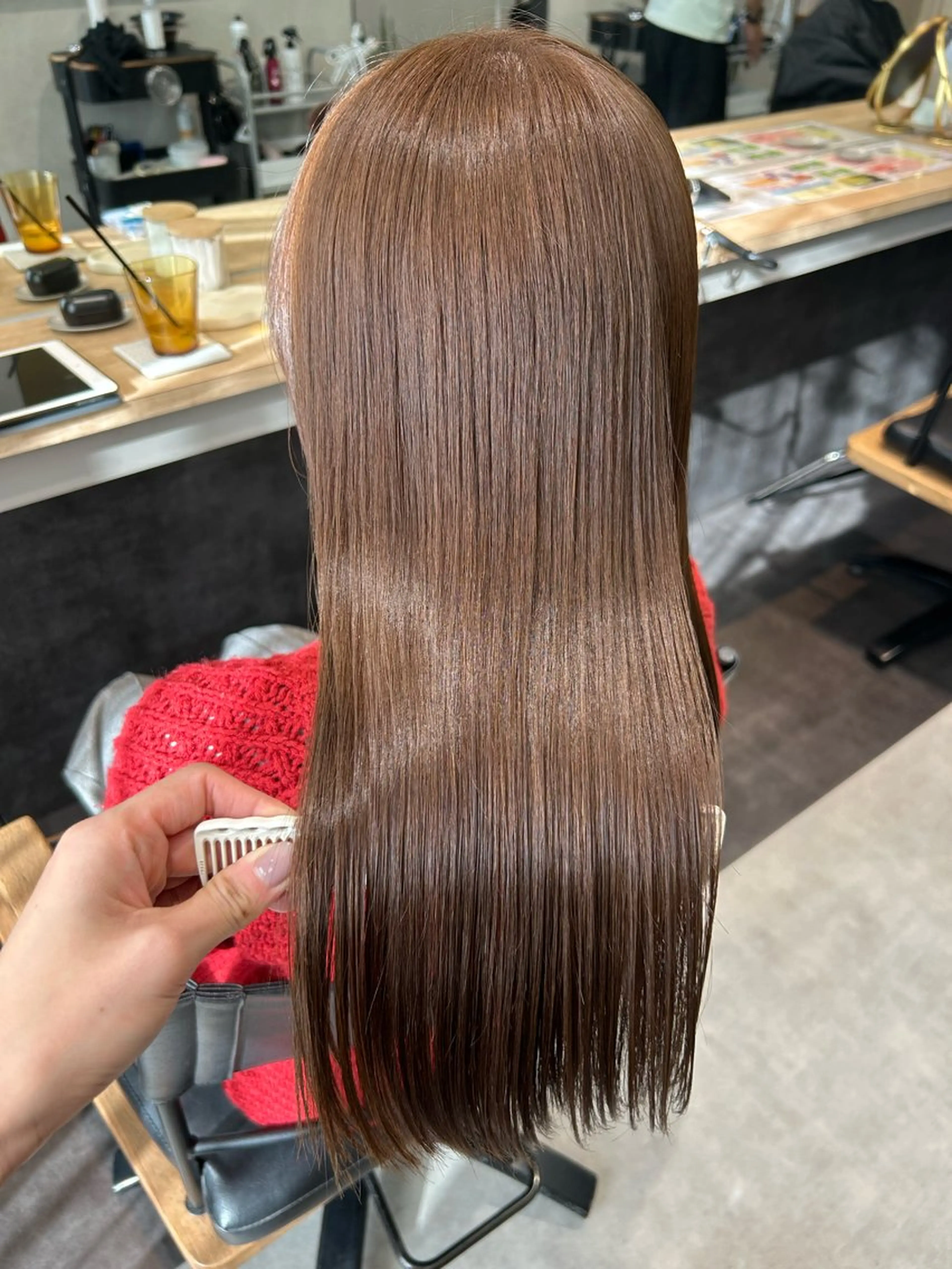ロング カラー ベージュカラー ブリーチ ダブルカラー ブリーチなしカラー カット ヘアカラー トリートメント hubhair レイヤー/透明感のヘアスタイル