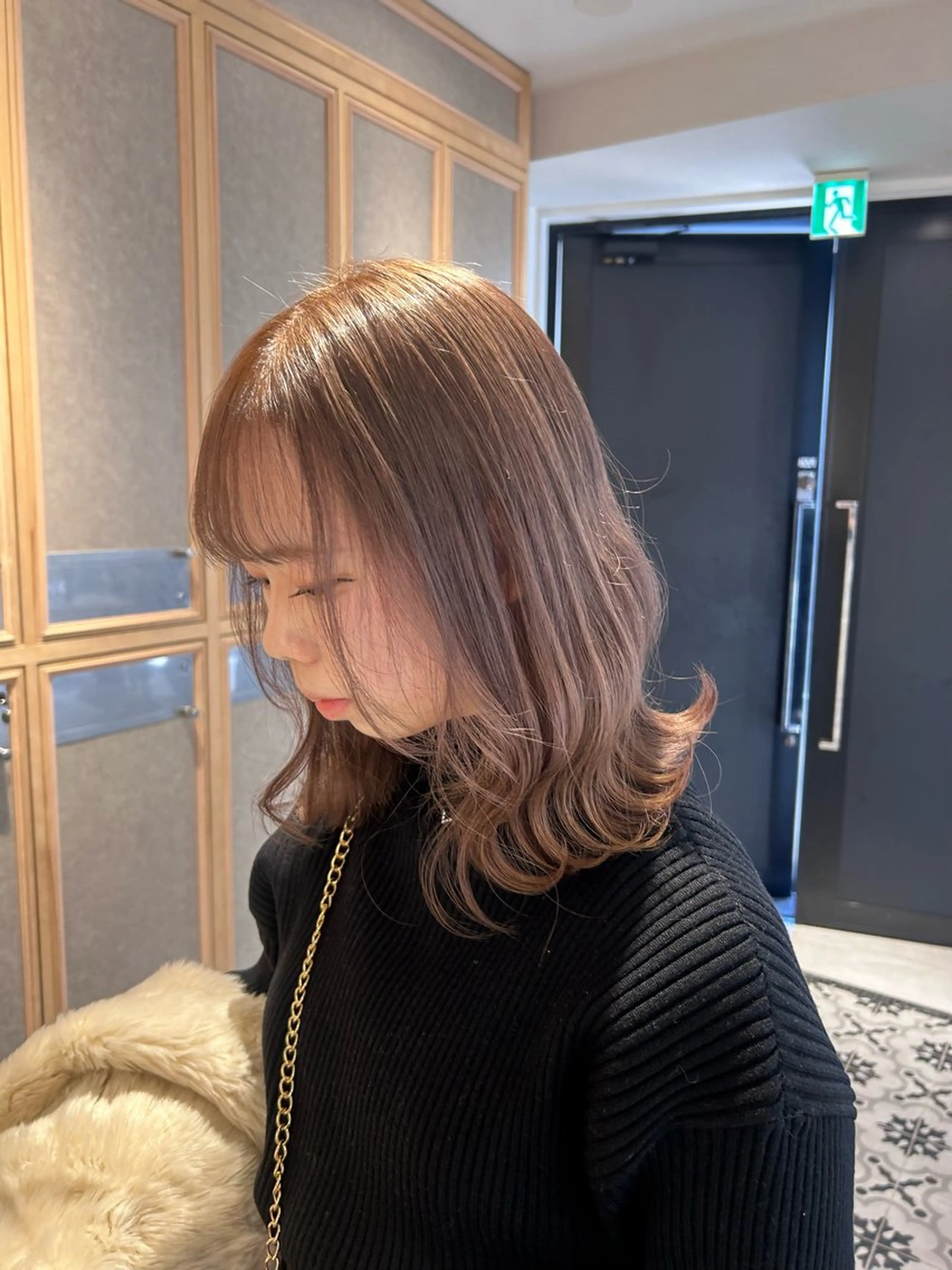 ミディアム ヘアカラー トリートメント ヘッドスパ ヘアセット miko🪽地毛風/ ハイトーン/レイヤーのヘアスタイル