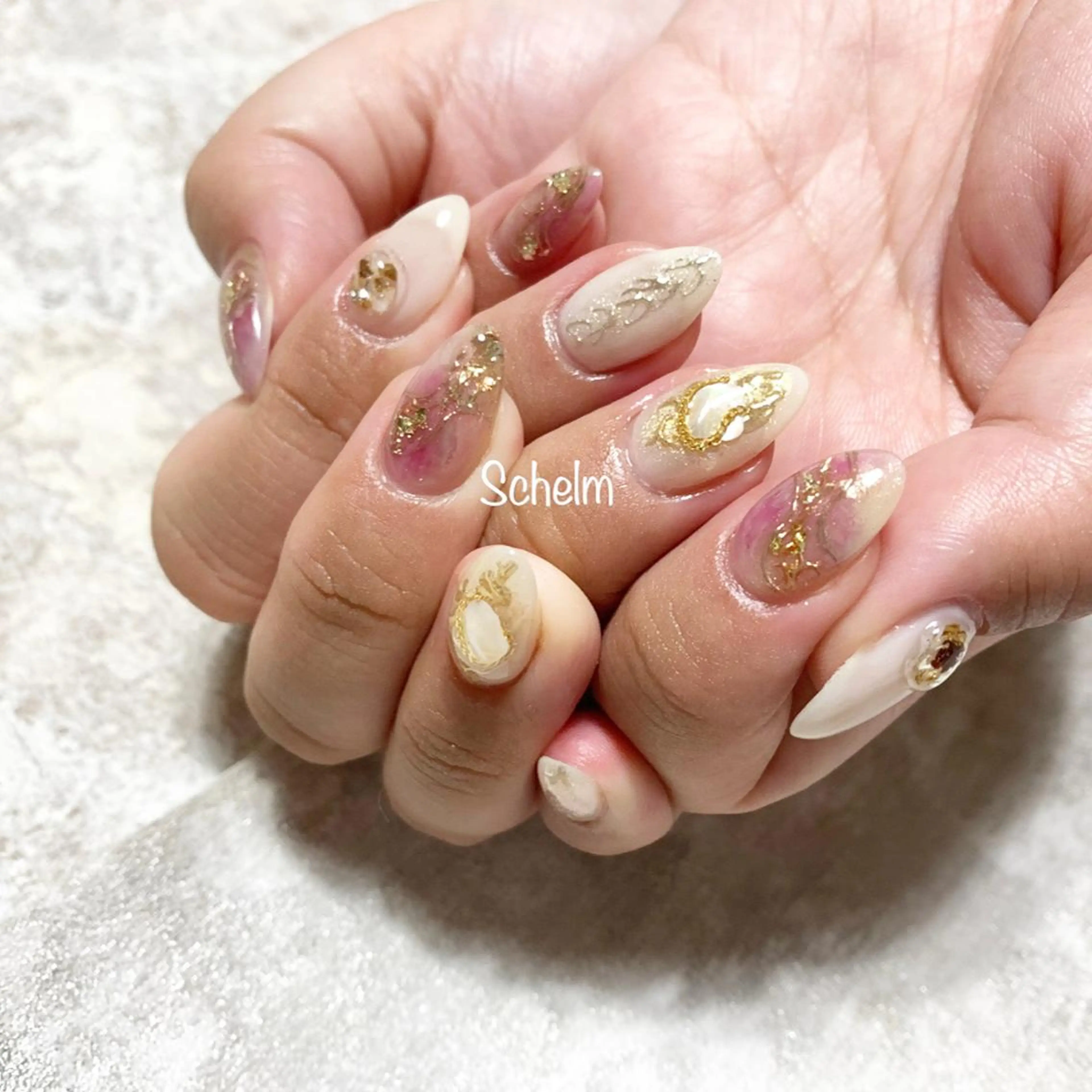 ネイル ハンドネイル nail room シュレムのネイルデザイン