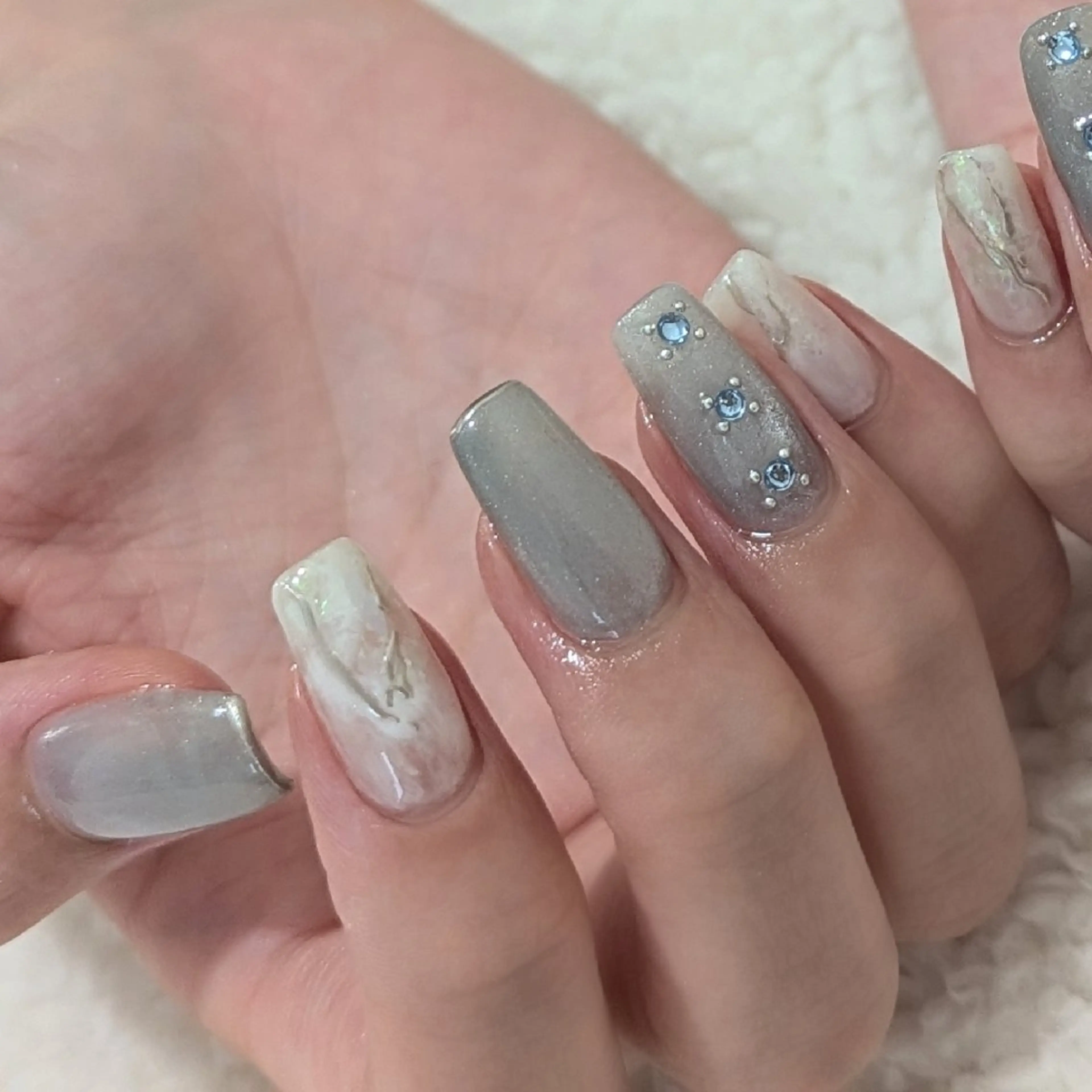 ネイル Beauty Salon VIBLISS 福岡店所属・VIBLISS福岡店 yurichanのネイルデザイン