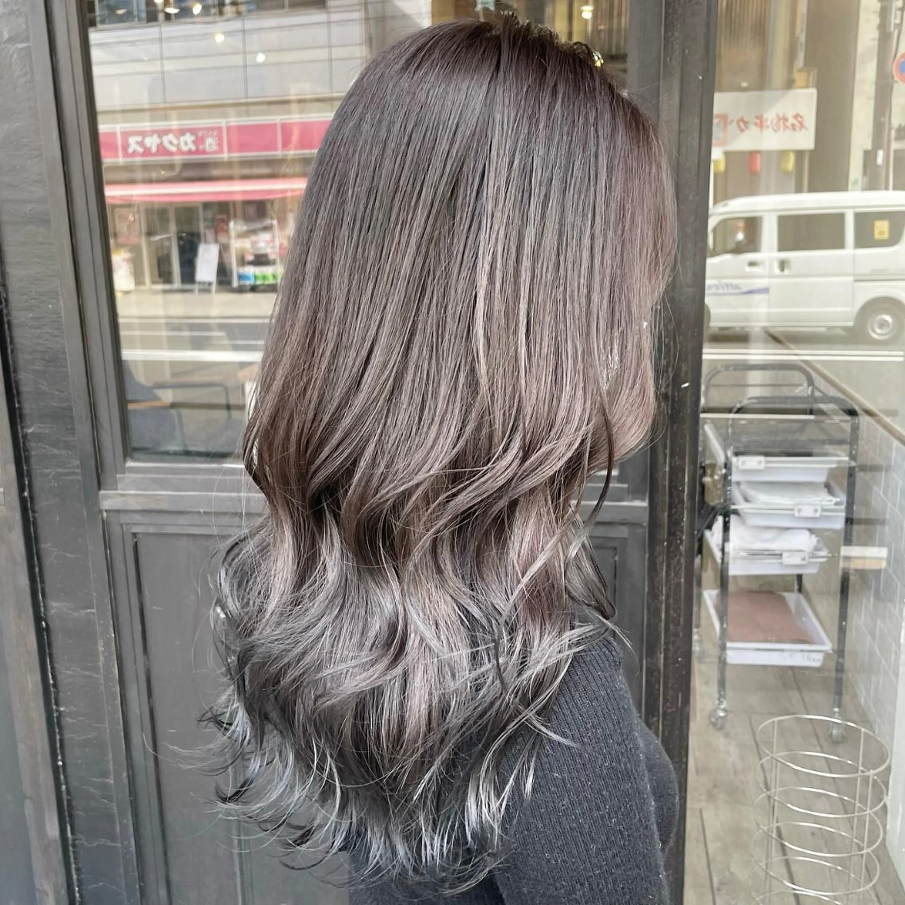ロング ROMEO 京橋のヘアスタイル
