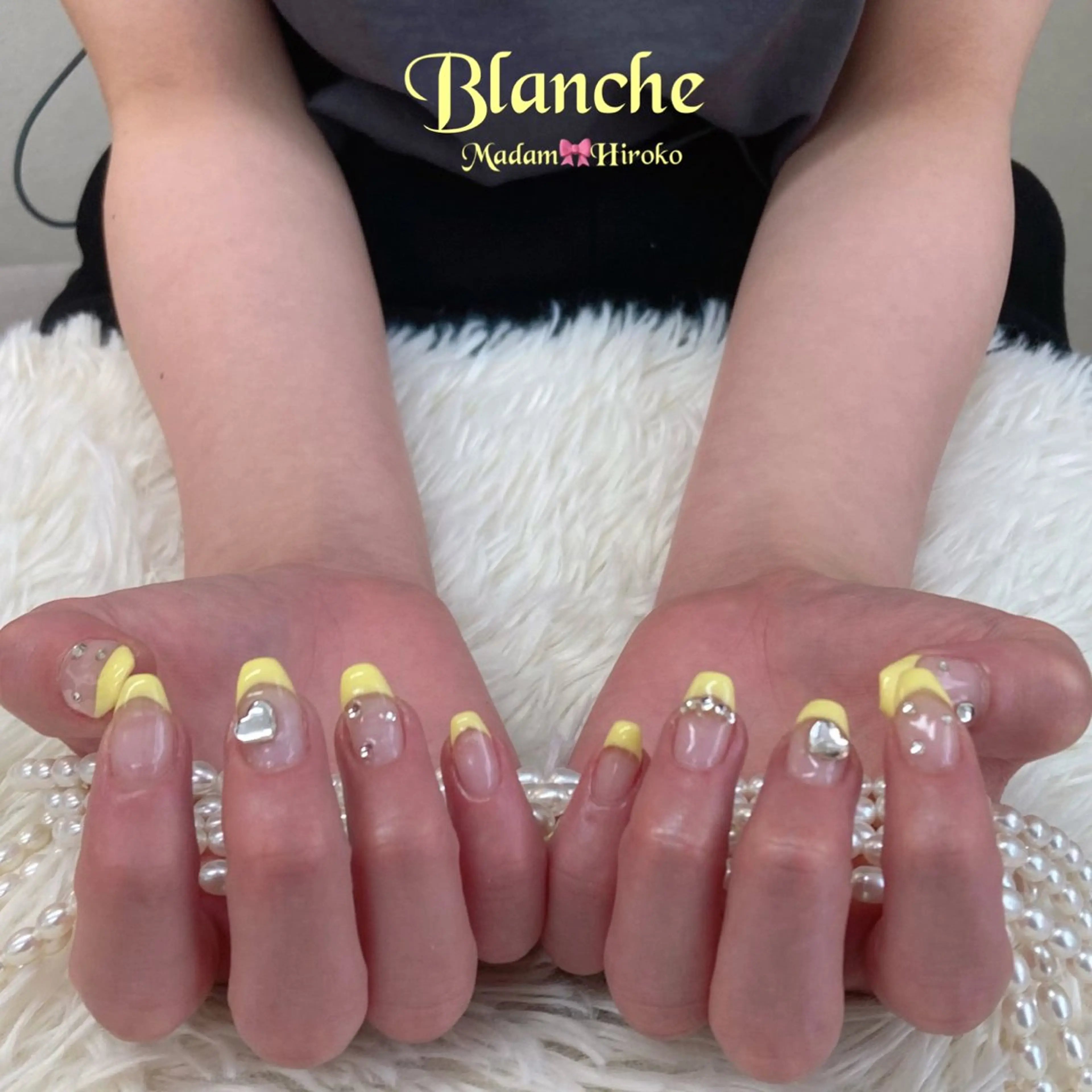 ネイル フレンチネイル 夏ネイル 黄色 Lianネイル 寛子Lianのネイルデザイン