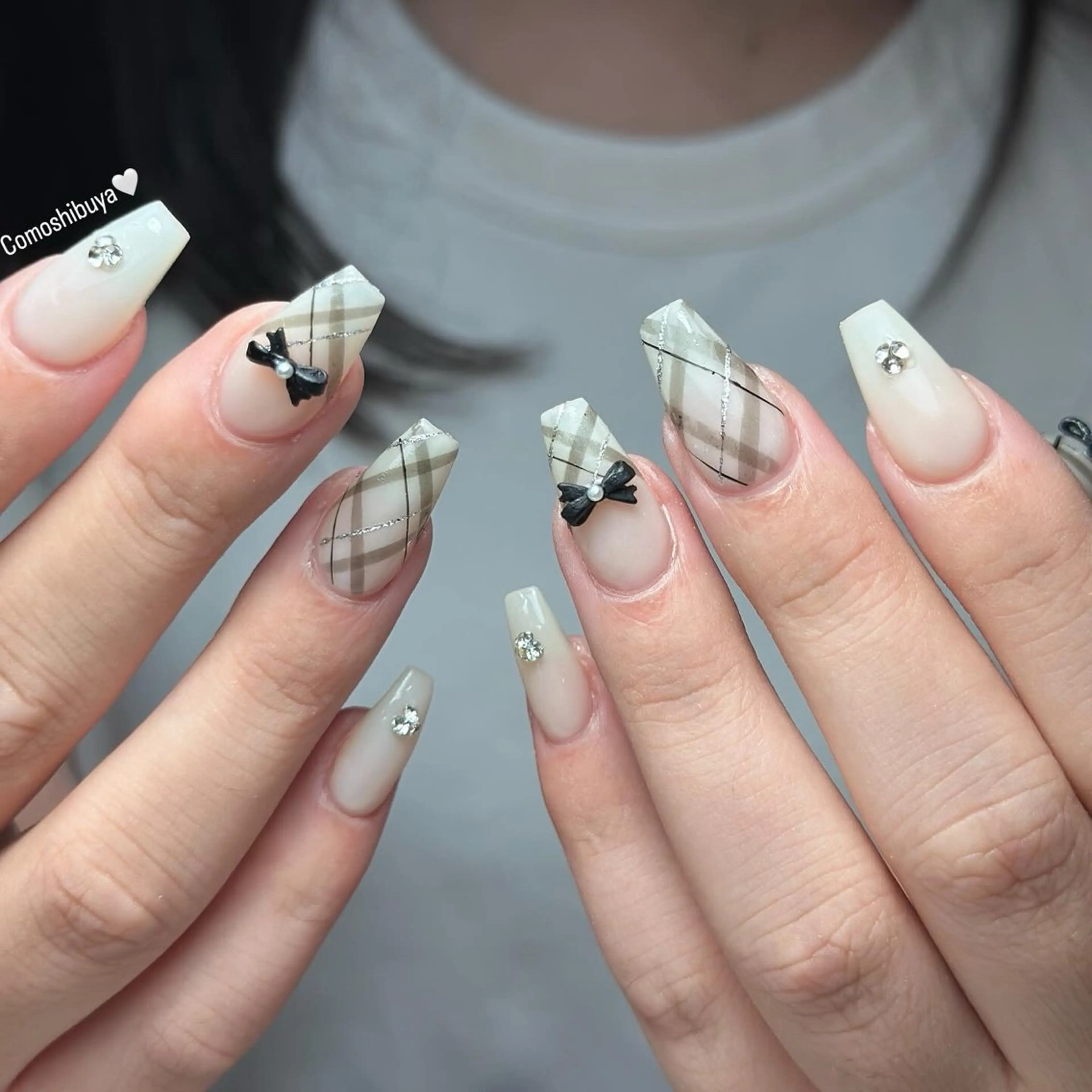 ネイル 韓国ネイル シンプルネイル ワンホンネイル ハンドネイル CoMo Nail Studio所属・CoMo Nailのネイルデザイン