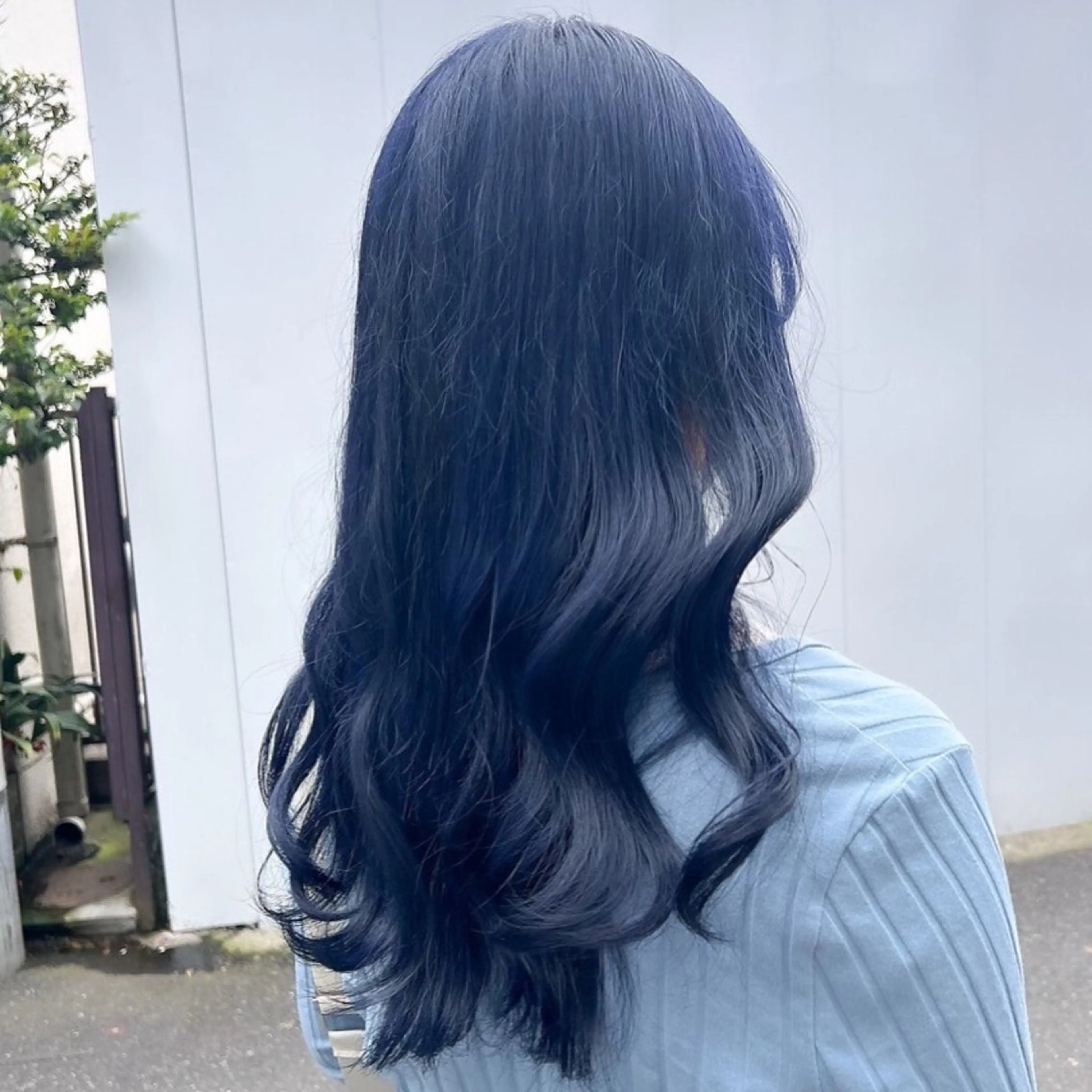 ロング カラー ブリーチ ブルーカラー ハイトーンカラー 💖ブリーチ/暖色 𝐘𝐮𝐢💖のヘアスタイル
