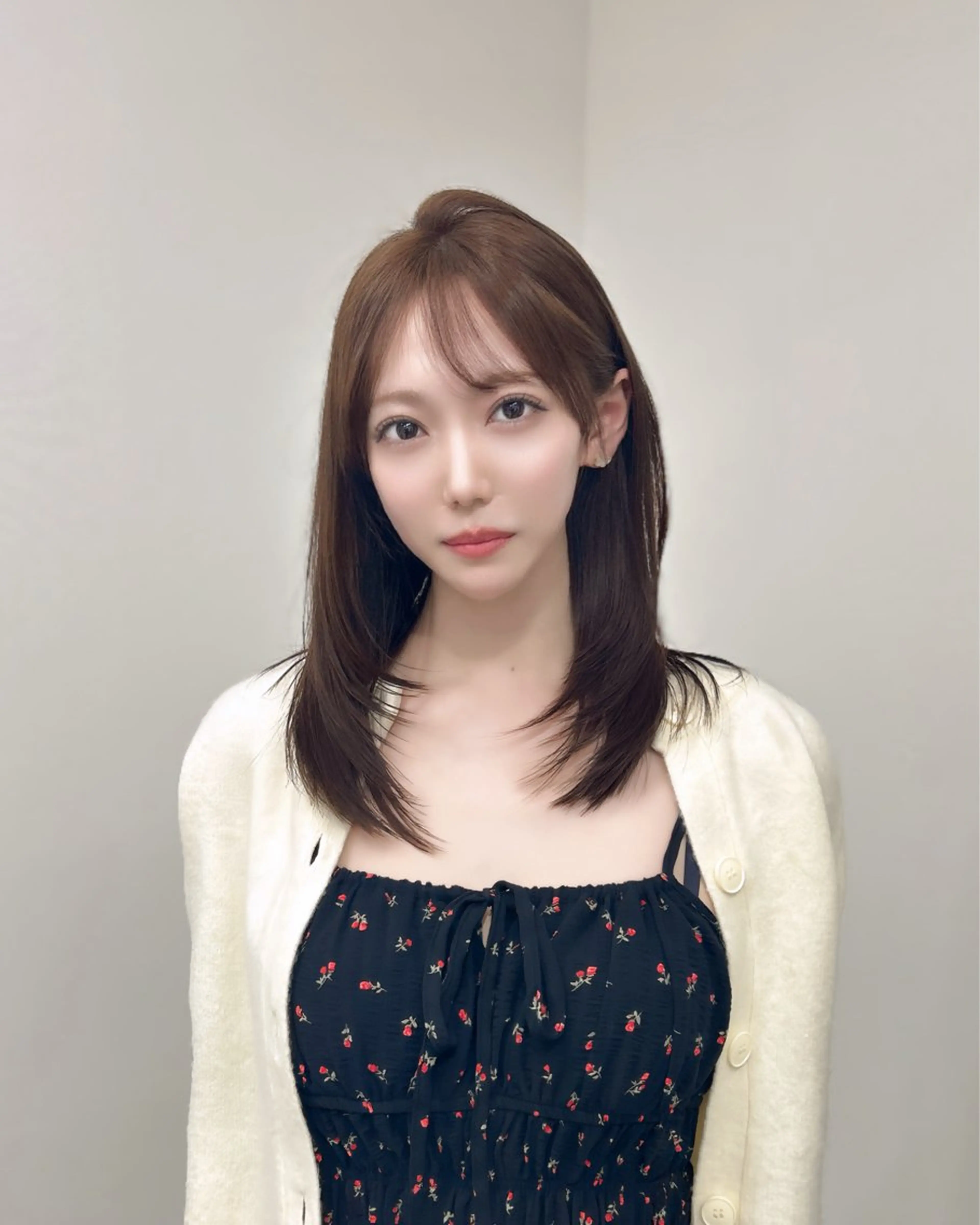 ミディアム レイヤーカット カット ヘアカラー トリートメント LOMKH所属・レイヤーカット/韓国 /縮毛矯正/タツヤのヘアスタイル