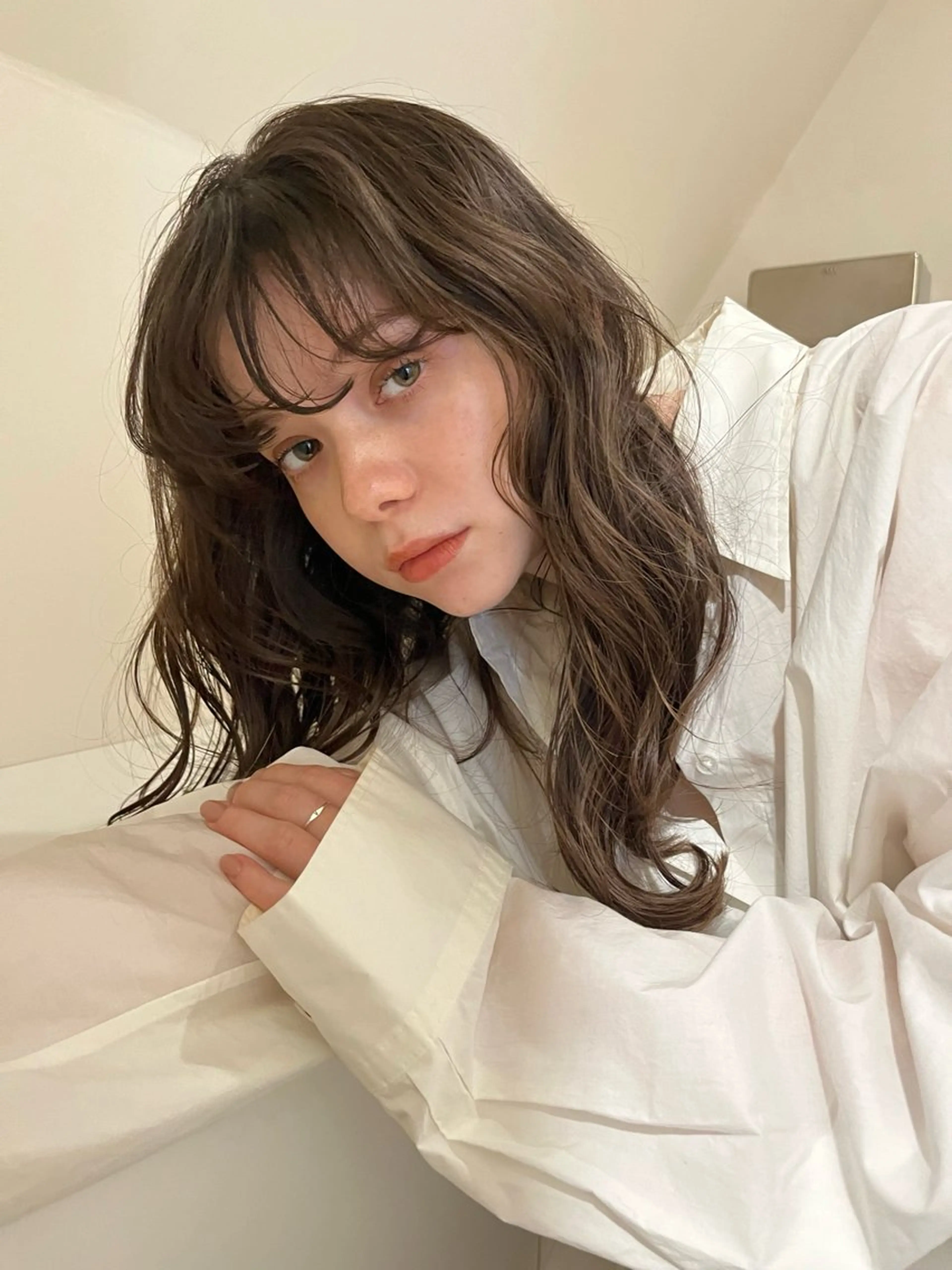 ロング パーマ pu+on. nailworks所属・fuyumi / ニュアンスネイルのネイルデザイン