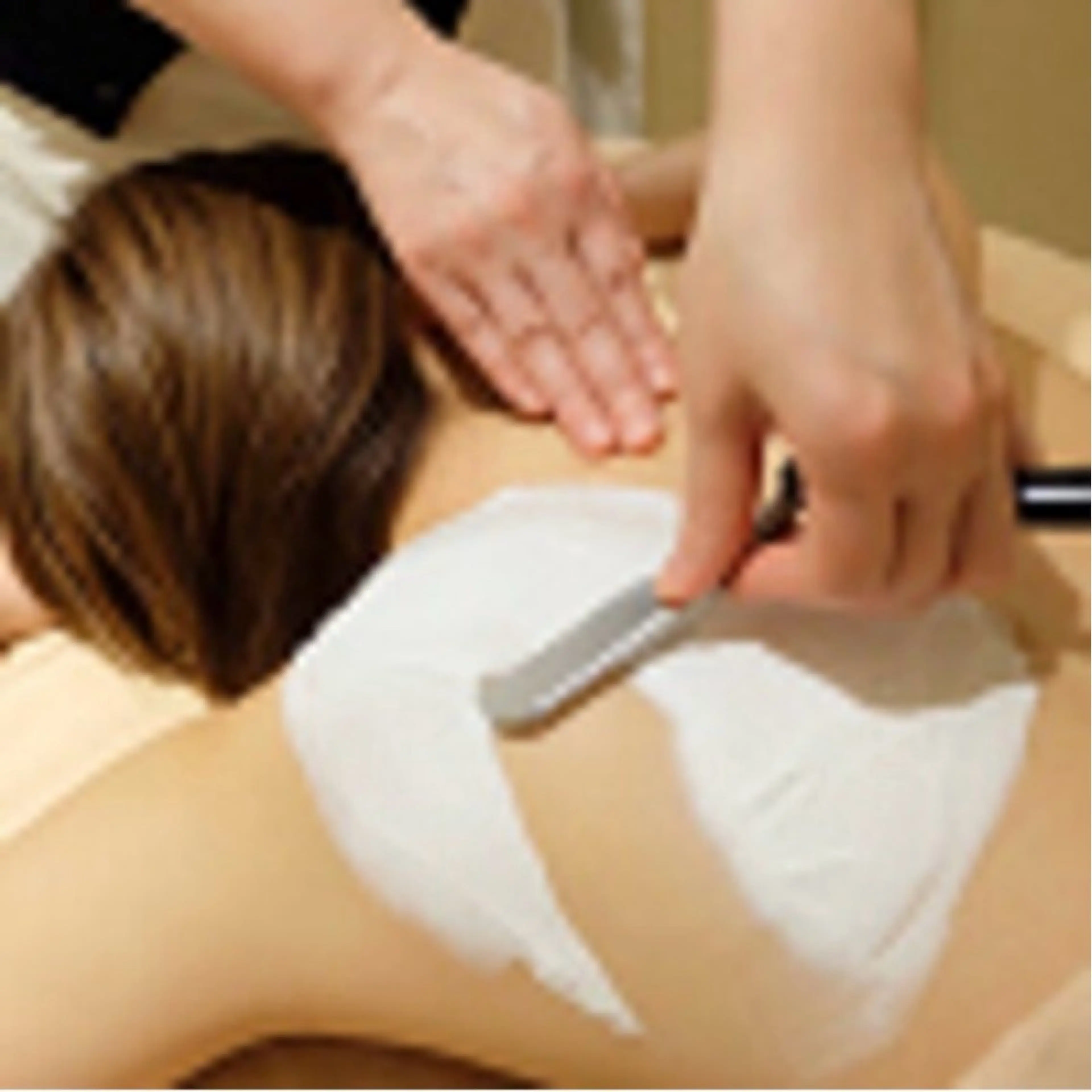 整顔マッサージ+デコルテマッサージ+背中シェービングの写真