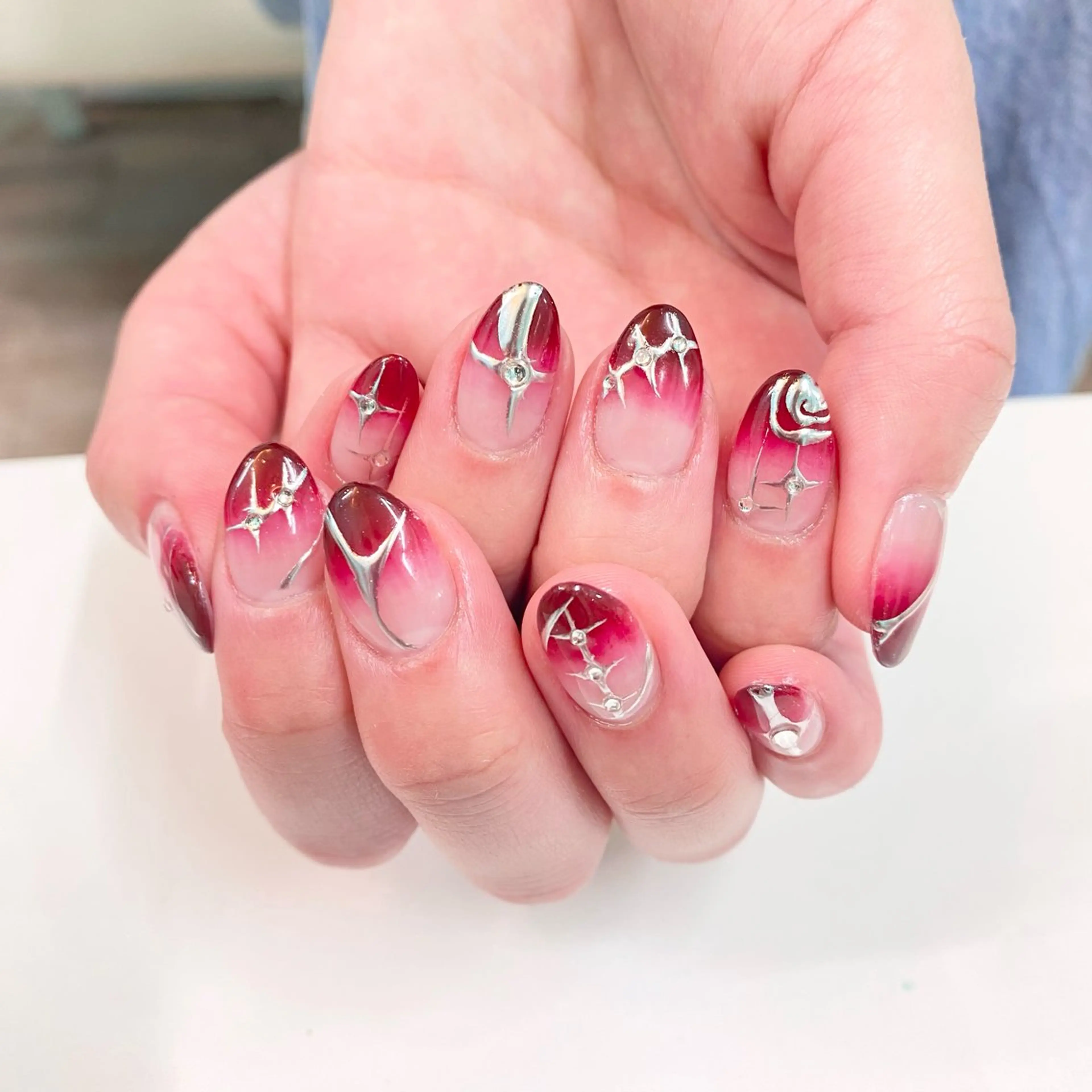 ネイル ハンドネイル Kira-ra所属・Kira-ra💎 KIRARIのネイルデザイン