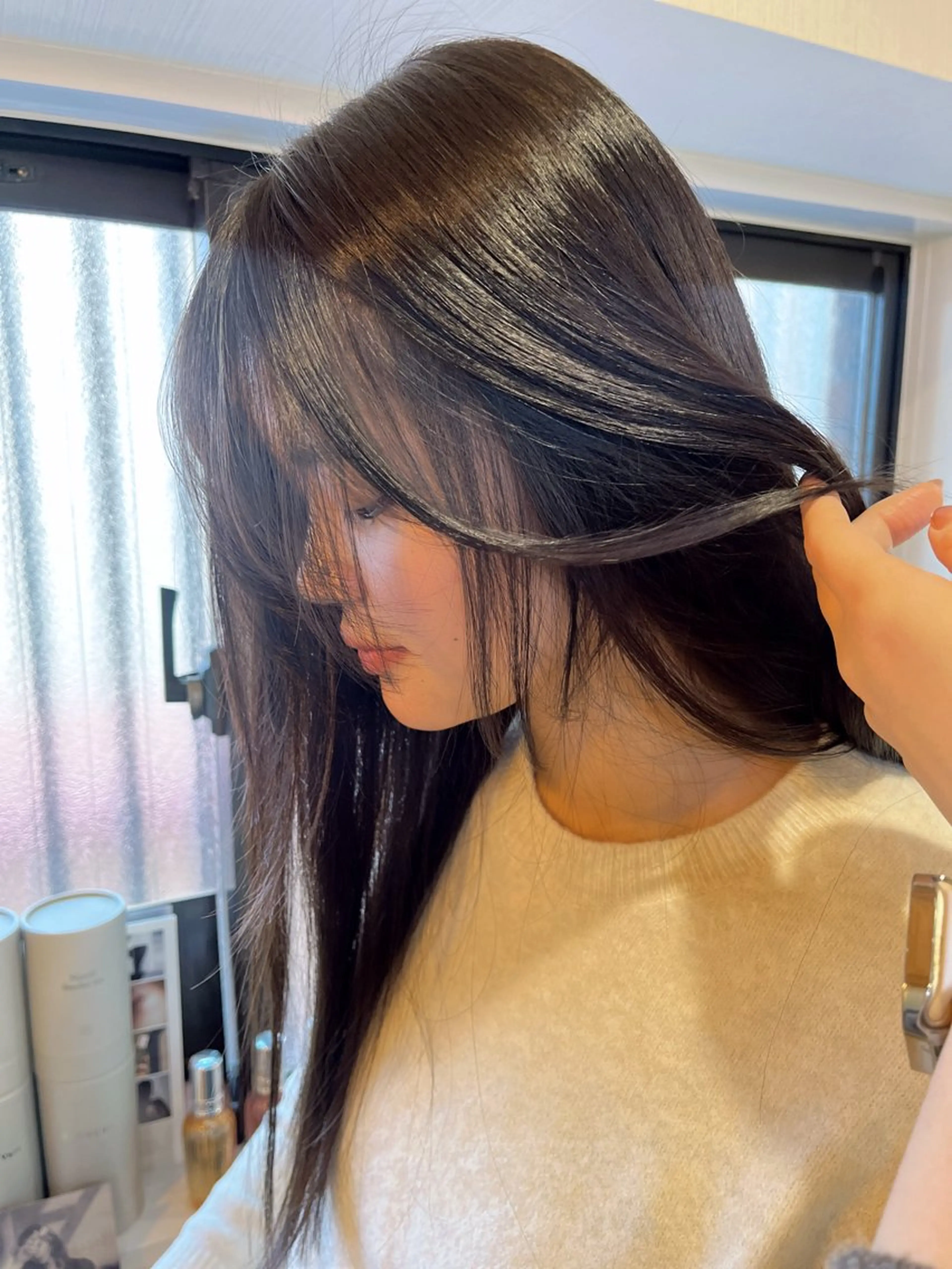 ロング カラー ヘアカラー トリートメント 下石怜子/レイヤー カット/透明感カラーのヘアスタイル