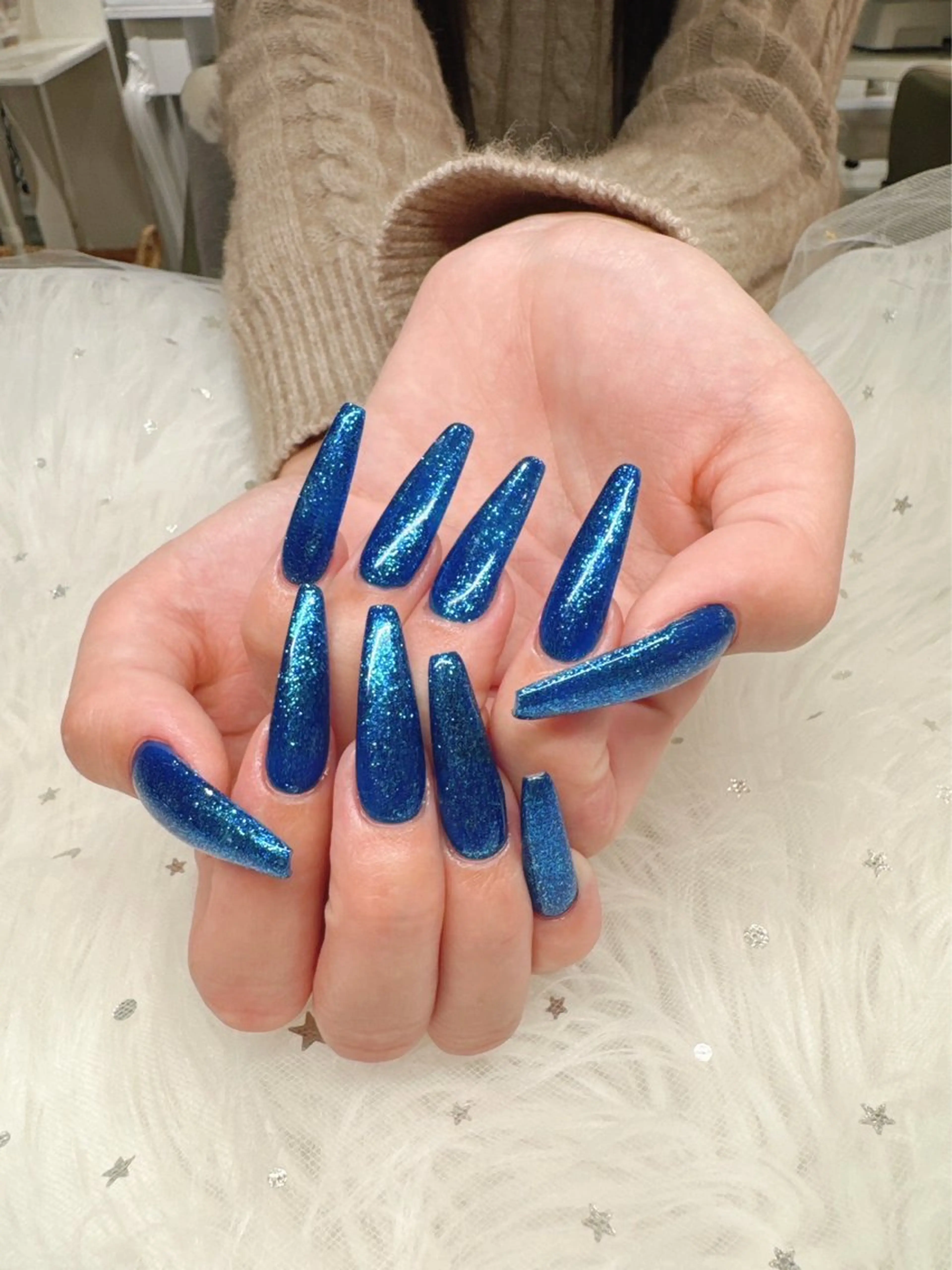ネイル オーロラネイル フレンチネイル ガラスフレンチ ロングネイル マグネットネイル ハンドネイル XIMINANAIL SALON堀江店のネイルデザイン