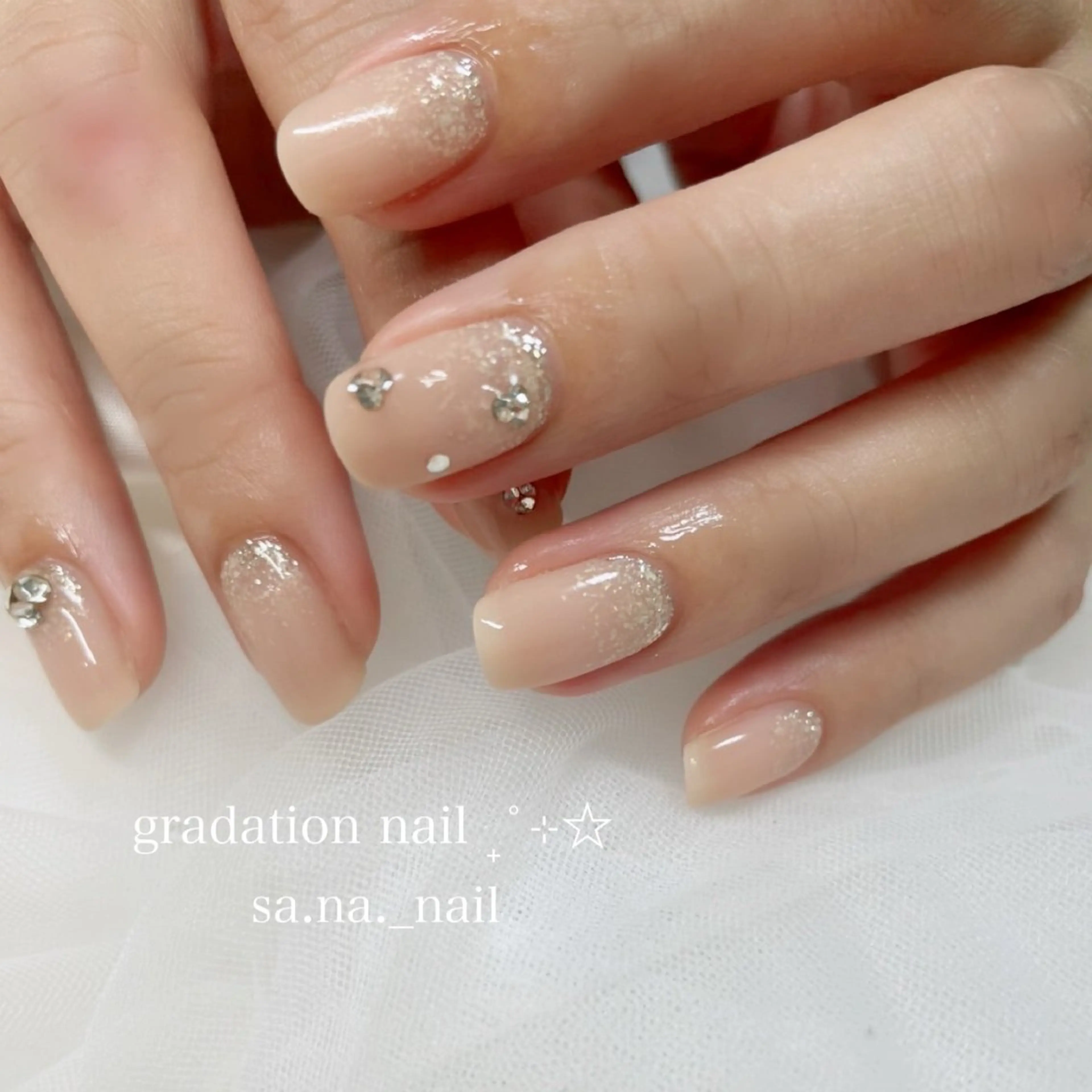 ネイル ラメ(グリッター) ハンドネイル nailsalon SANANAILのネイルデザイン