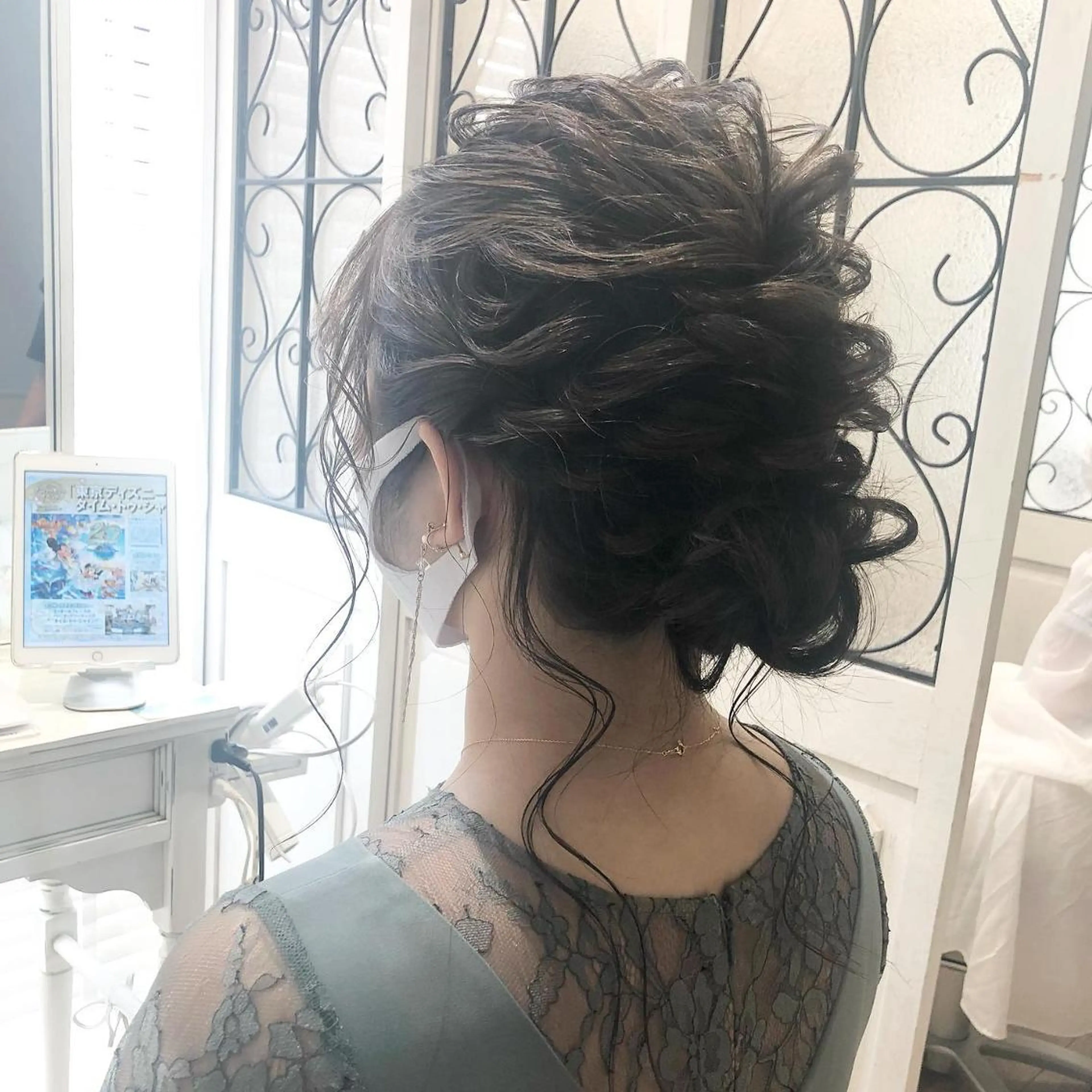 セミロング カラー ヘアアレンジ 結婚式・ブライダル おくれ毛 ✨🌿大人可愛い愛さ れhair🌿✨松本のヘアスタイル