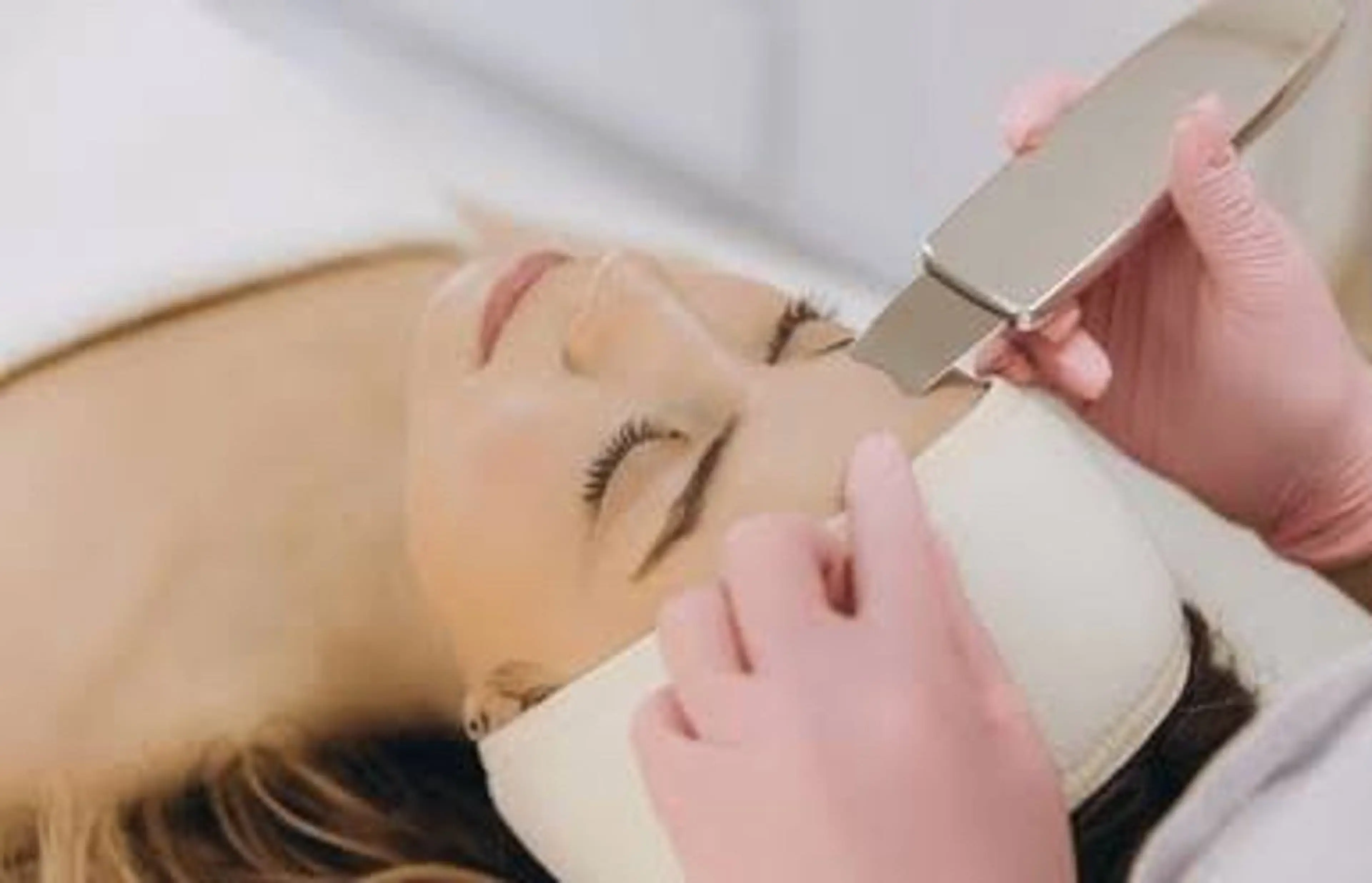 ◆期間限定◆光フェイシャル+毛穴洗浄+選べるパック ¥5500の写真