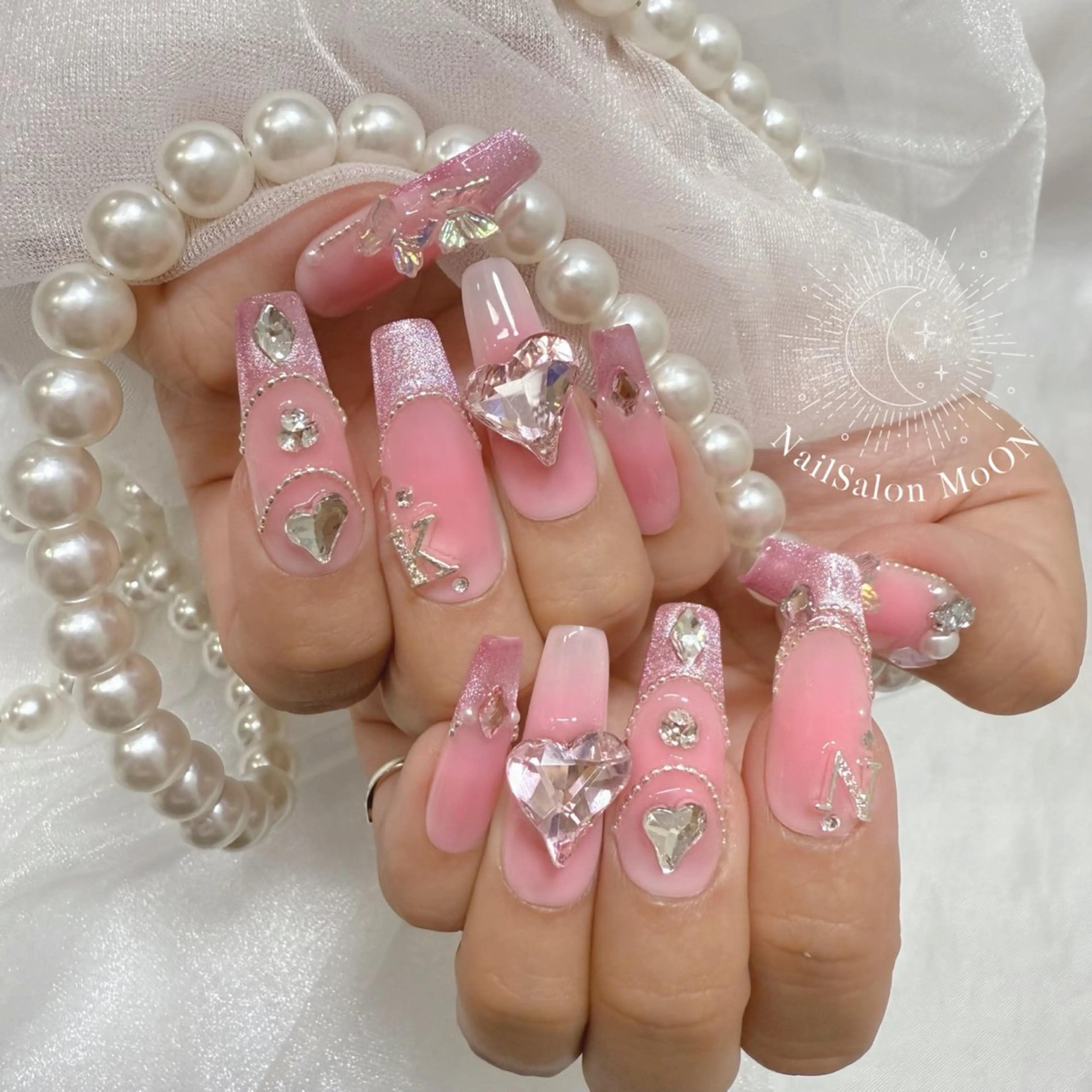 ネイル ハート ハンドネイル ハンドケア MoON...❤︎ MeGuのネイルデザイン