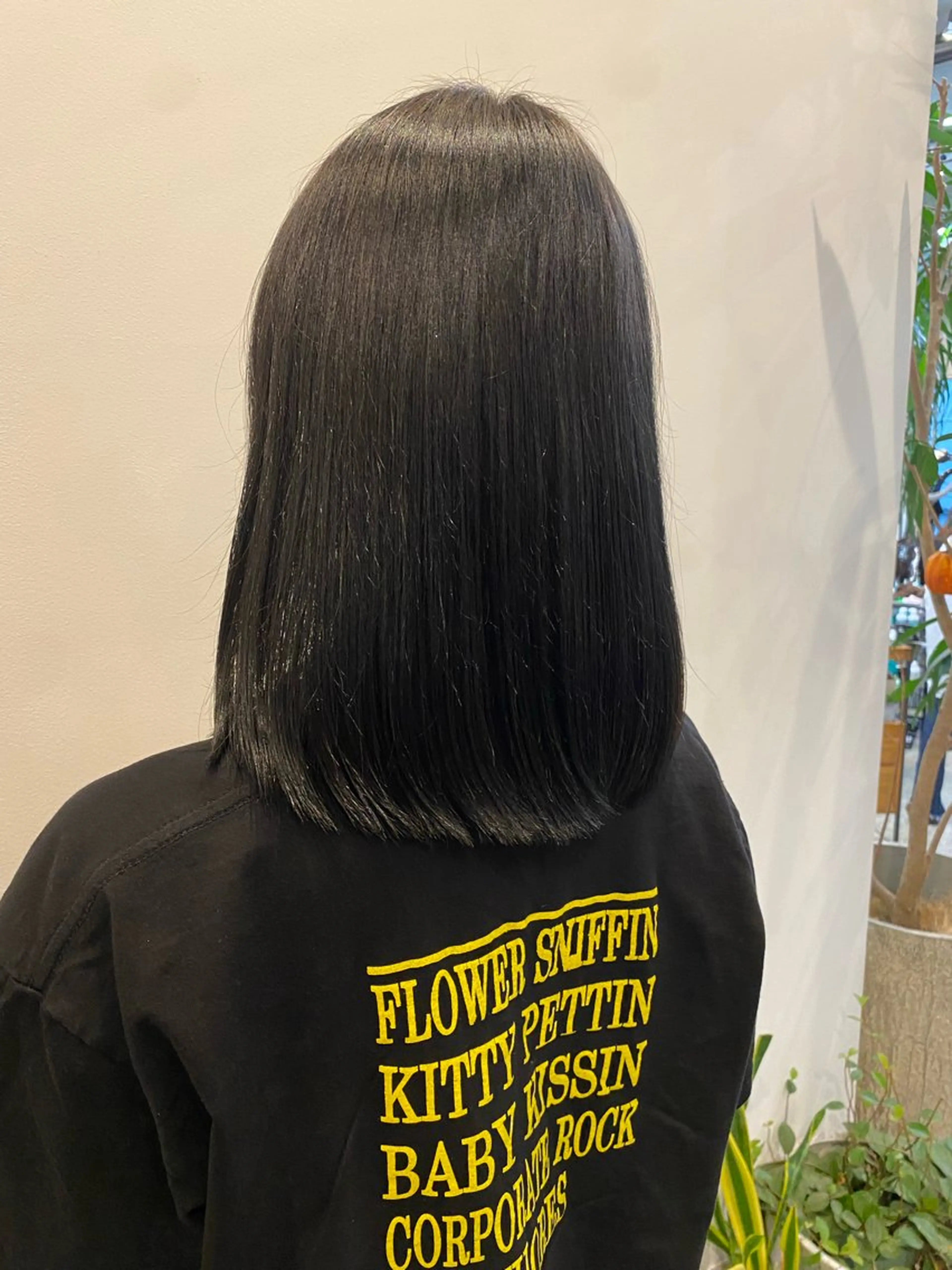 ミディアム カラー 黒髪 ブルーカラー ブルーブラック suzu🌼 /表参道のヘアスタイル
