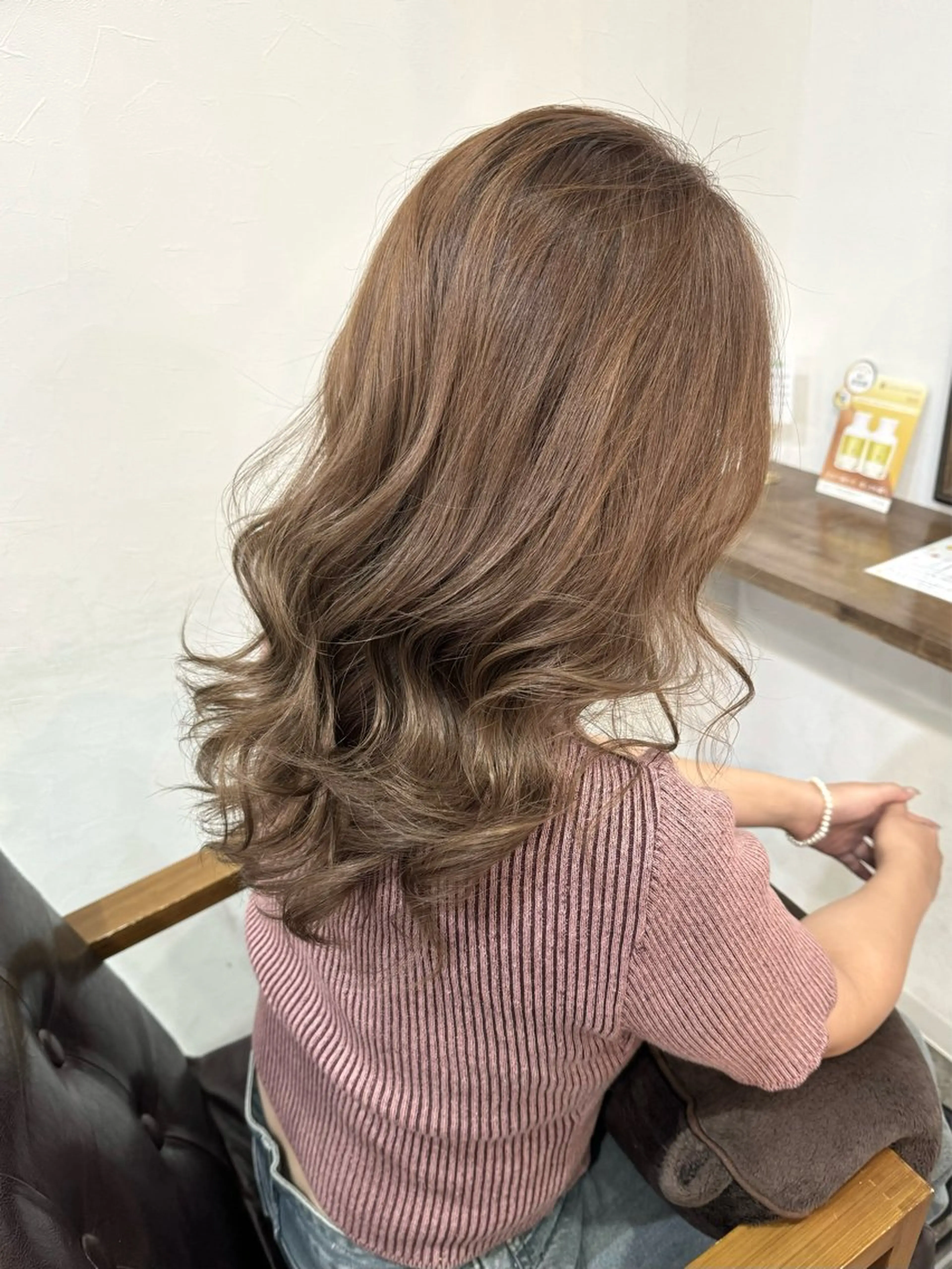 ロング カラー アッシュ バレイヤージュ ベージュカラー レイヤーカット LUDIQUE【ルディック】所属・AKI ✄のヘアスタイル
