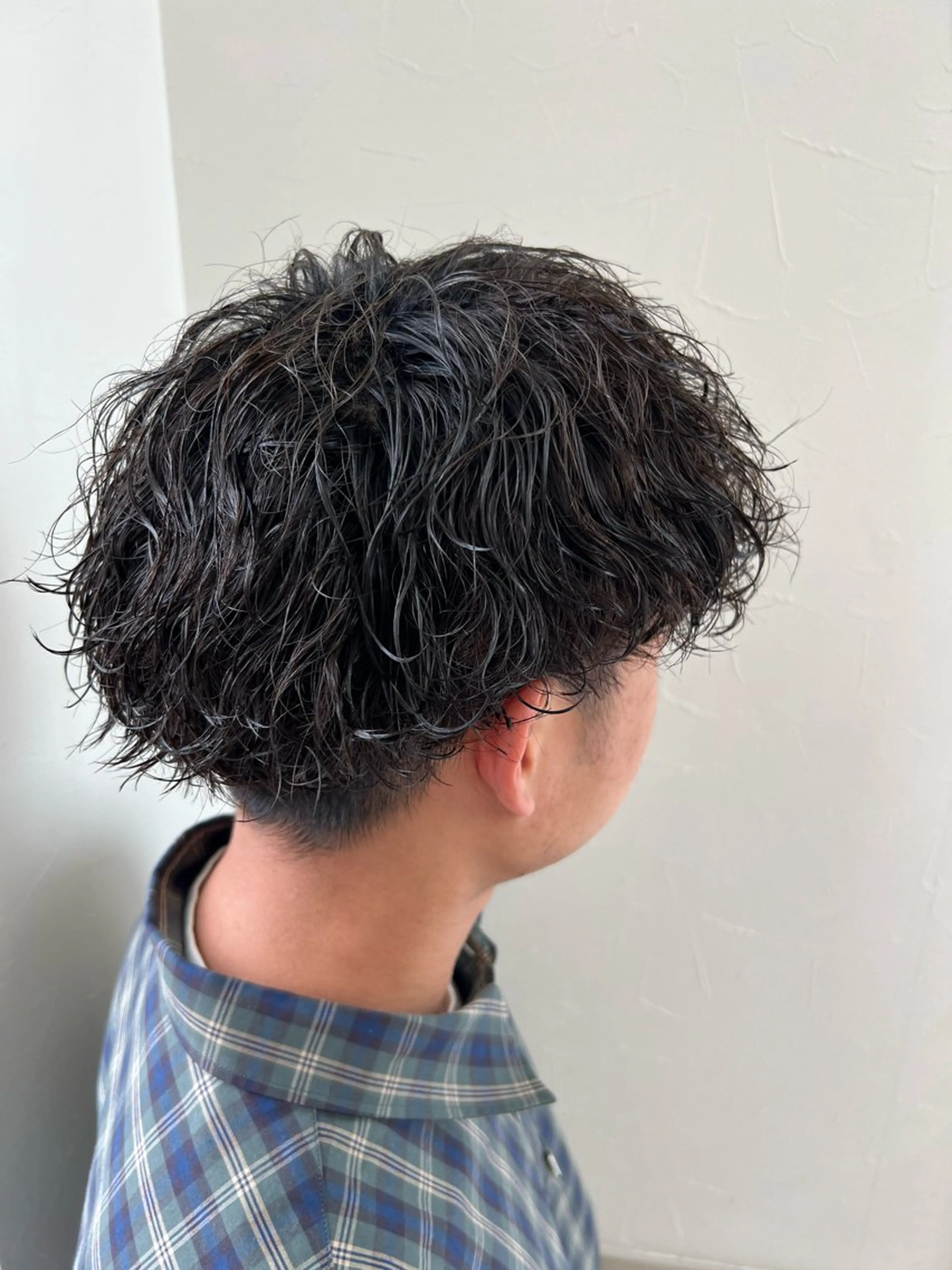 ショート パーマ メンズ メンズパーマ 波巻きパーマ TABOO.i 早野太郎のヘアスタイル