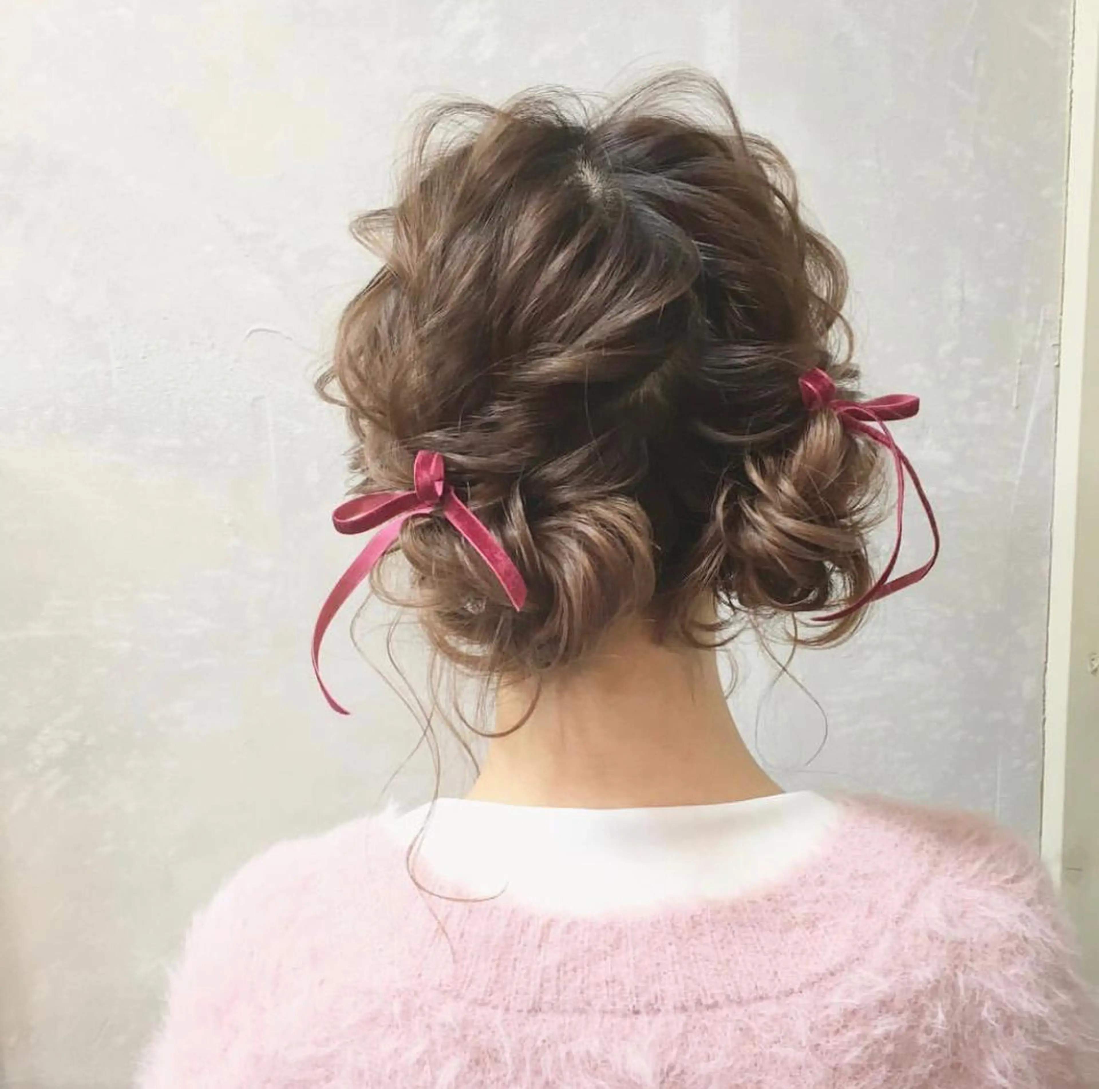 セミロング カラー ヘアアレンジ お団子ヘア autre所属・大久保 ひでなりのヘアスタイル